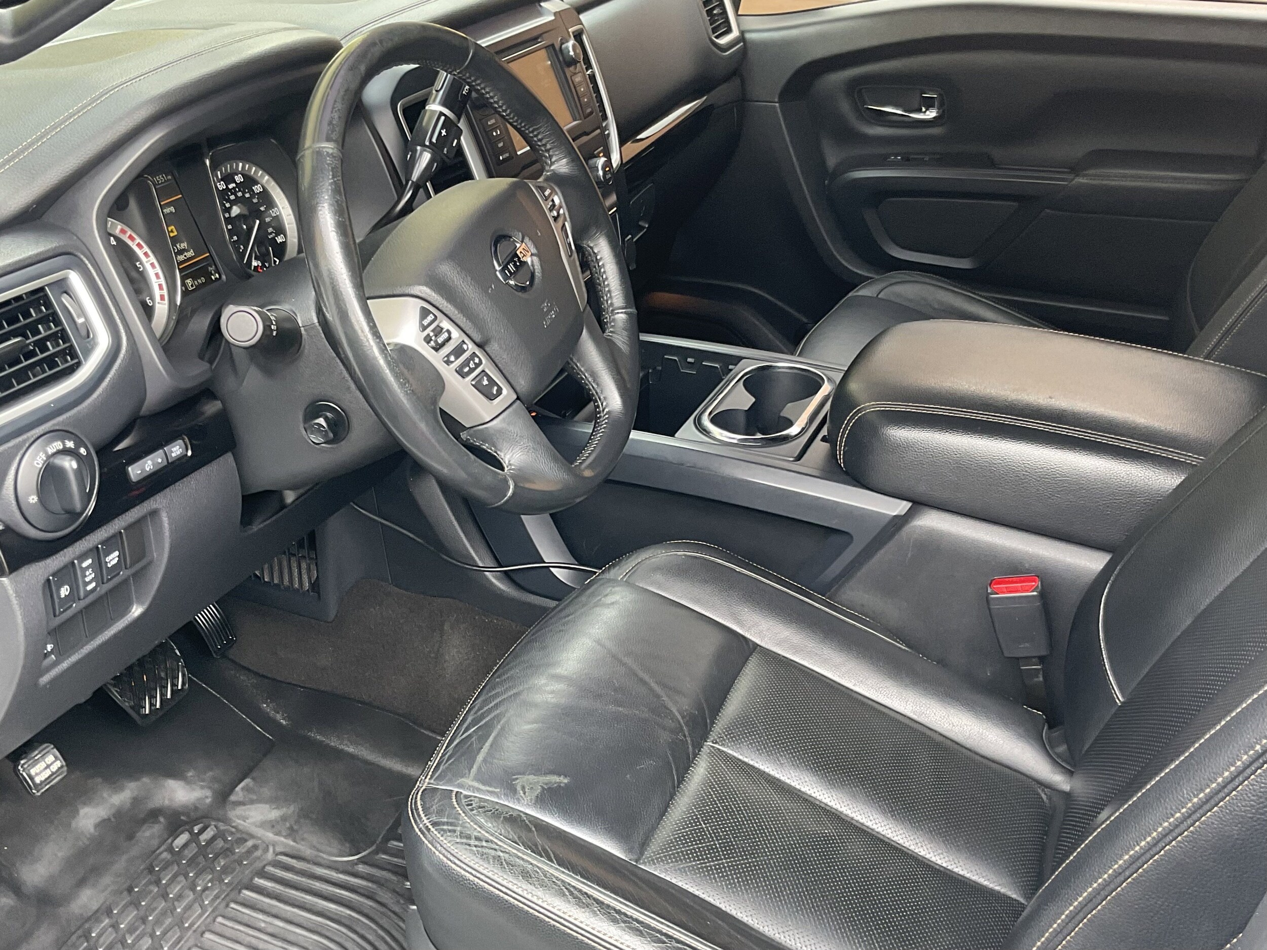 2019 Nissan Titan XD SL - Photo 23