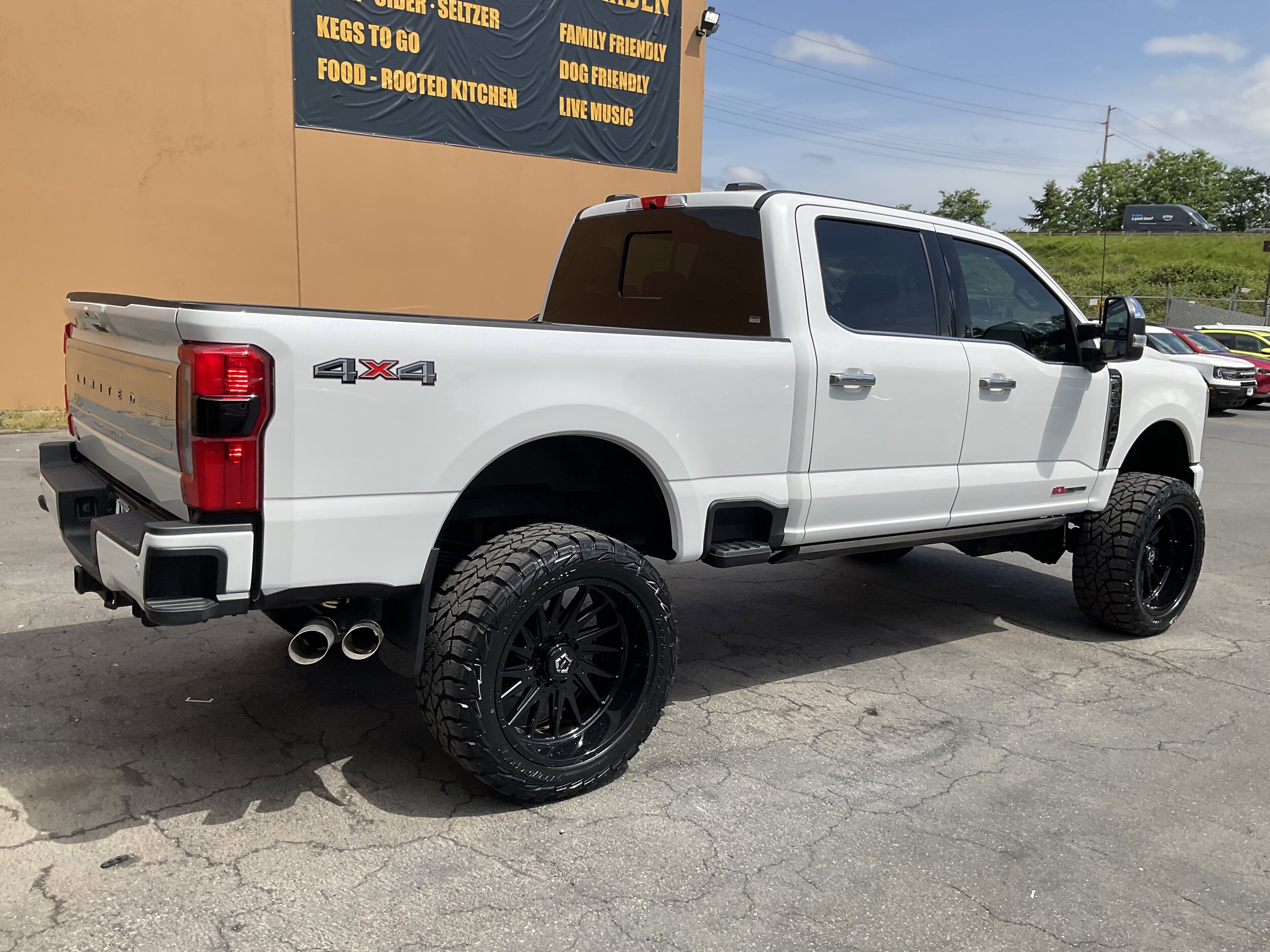 2024 Ford F-350 Limited photo 3