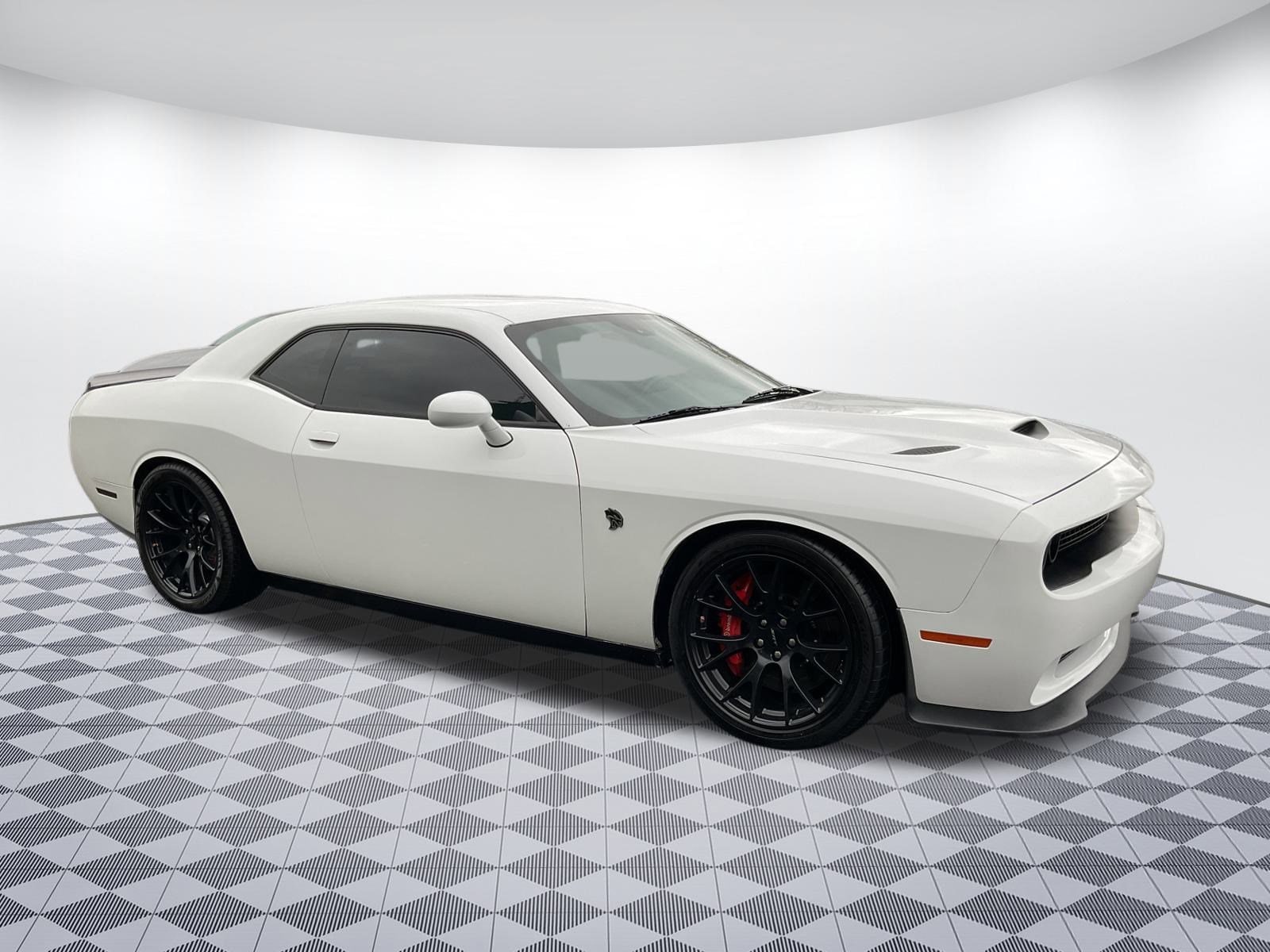 2015 Dodge Challenger SRT's photo