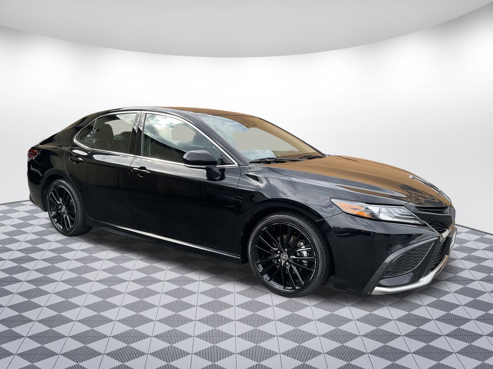 2023 Toyota Camry XSE's photo