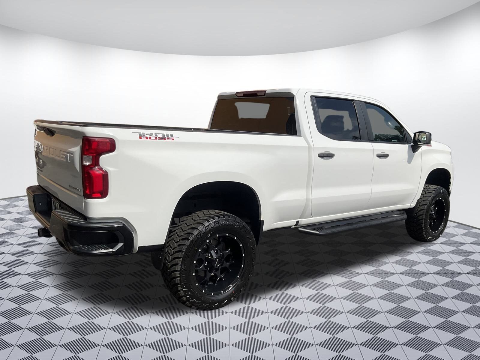 2020 Chevrolet Silverado 1500 Custom Trail Boss photo 3
