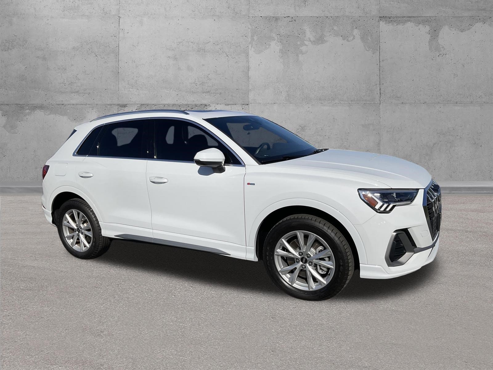2023 Audi Q3