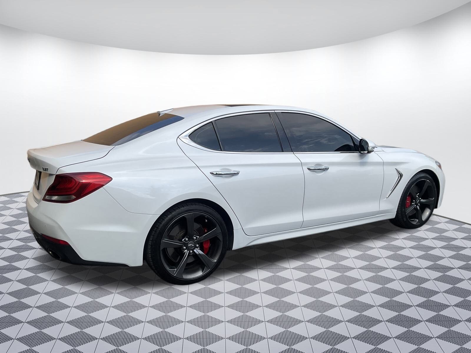 2020 Genesis G70 3.3T Elite photo 3
