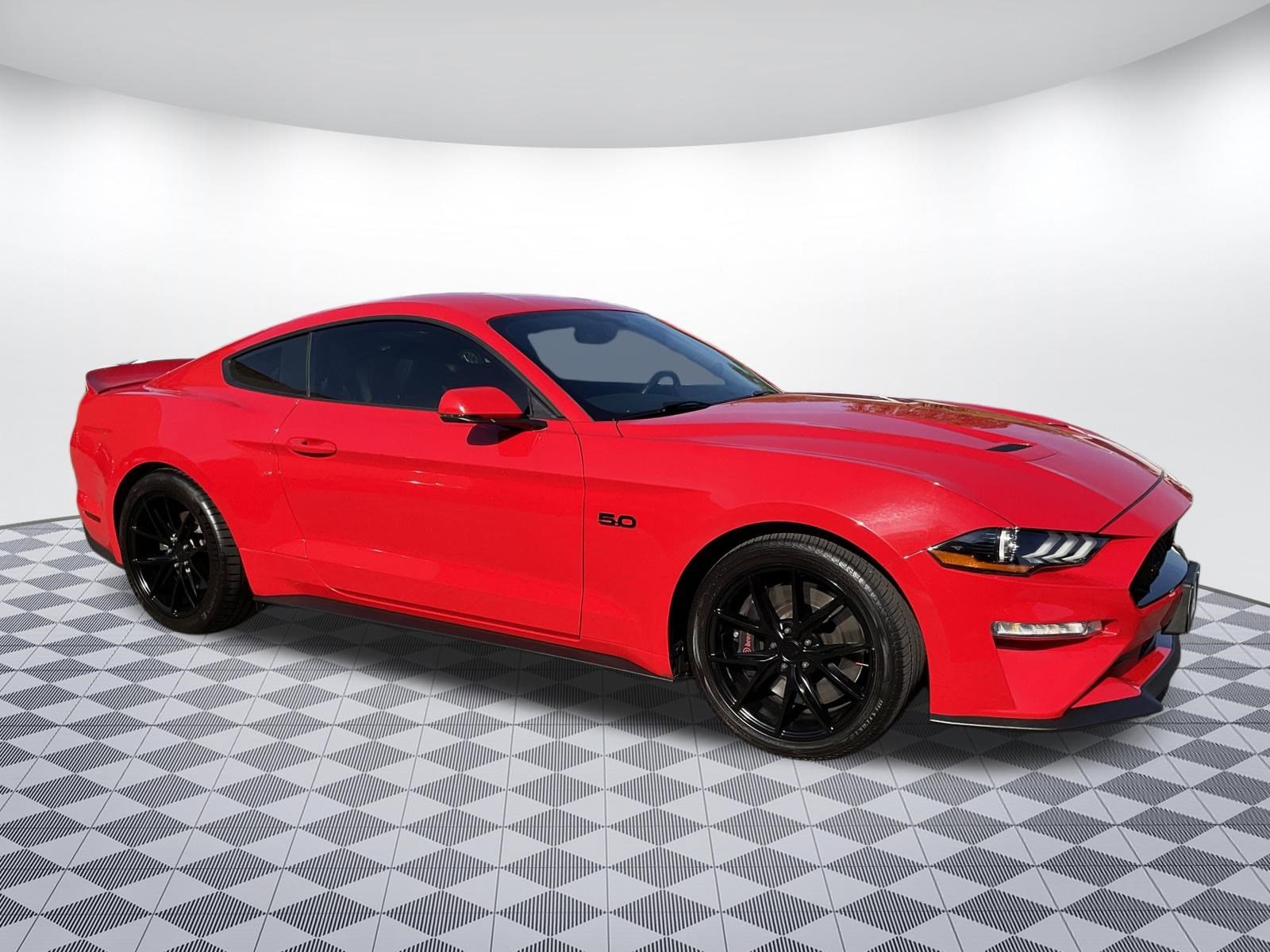 2019 Ford Mustang GT Coupe Premium's photo