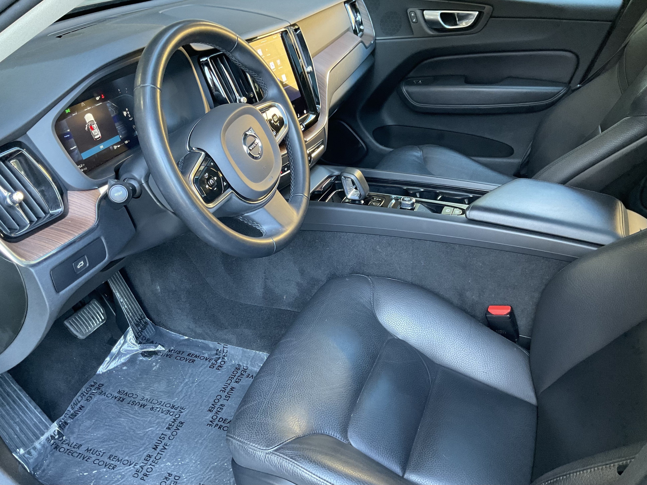 2023 Volvo XC60 Plus - Photo 23