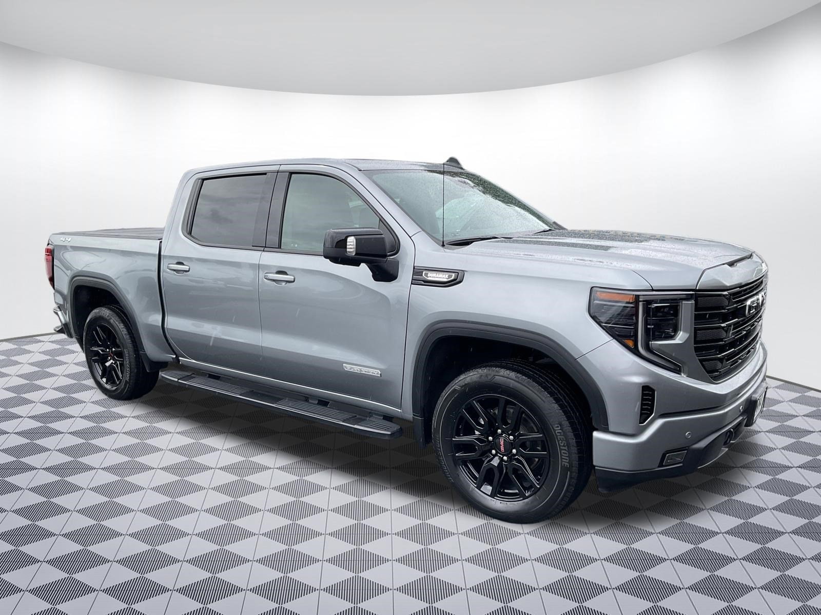 2024 GMC Sierra 4WD Crew Cab Short Box Elevation's photo
