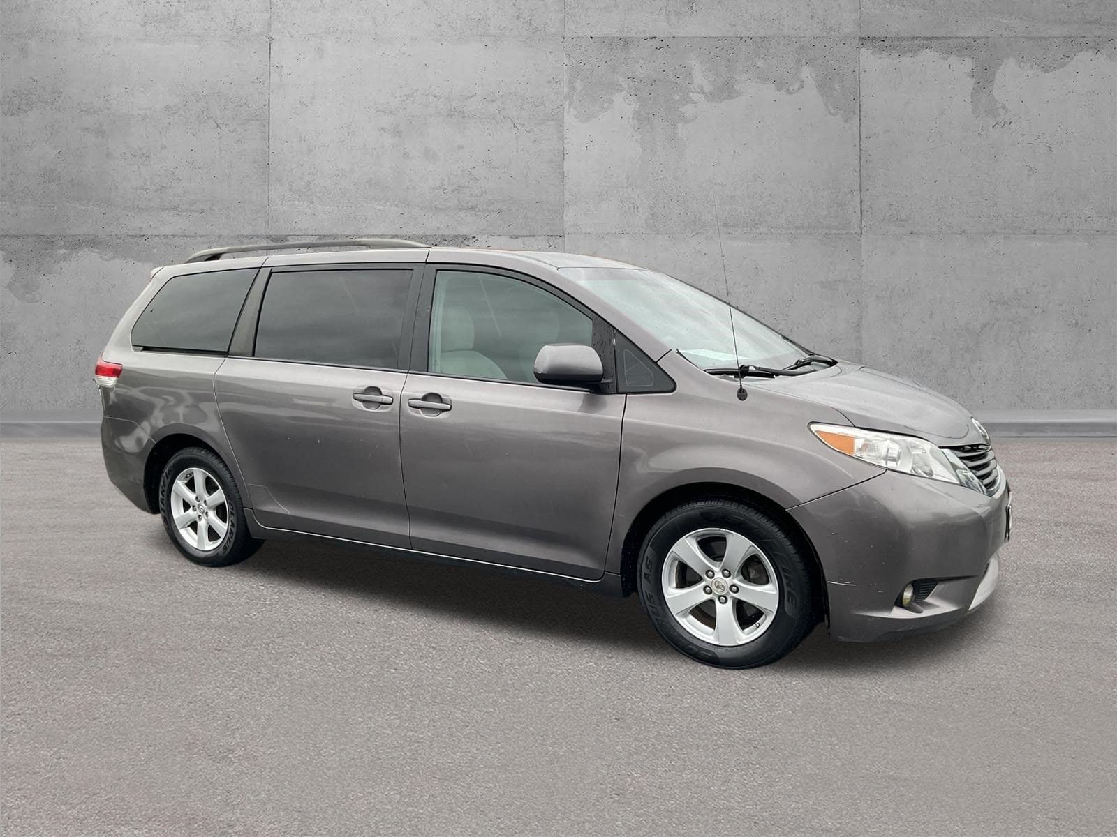 2012 Toyota Sienna