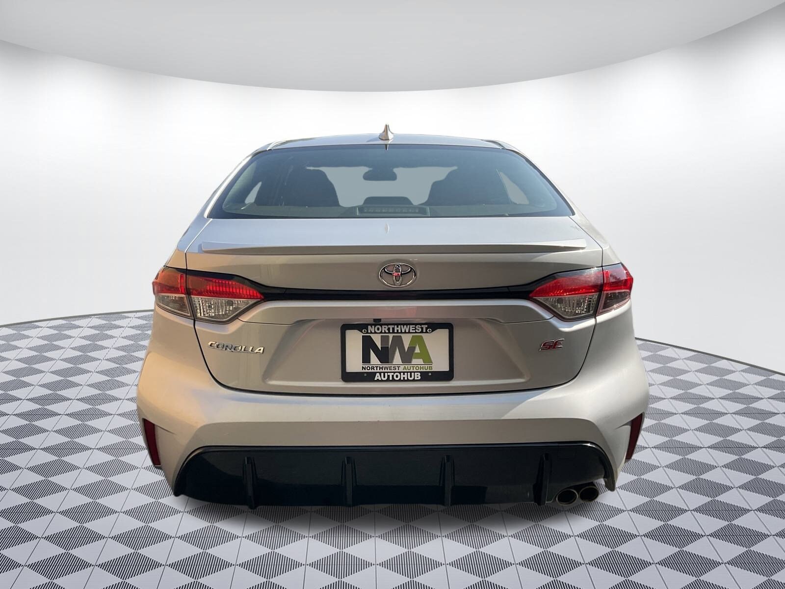 2024 Toyota Corolla SE Premium photo 4