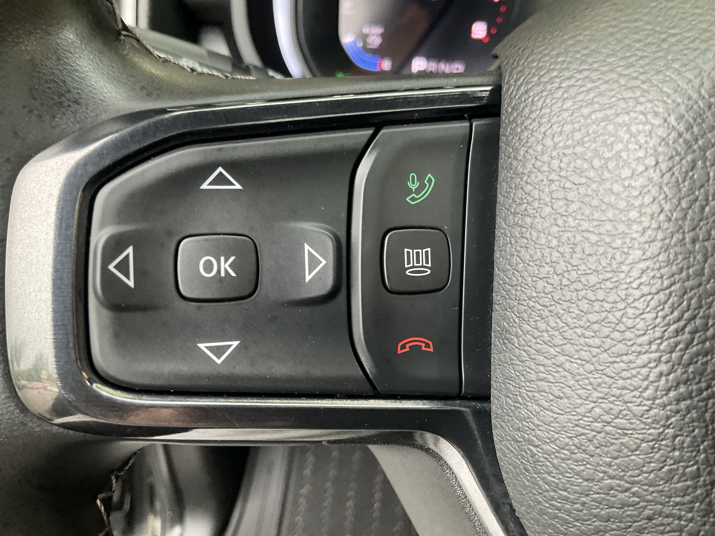 2024 RAM Ram 2500 Pickup Laramie Limited - Photo 35