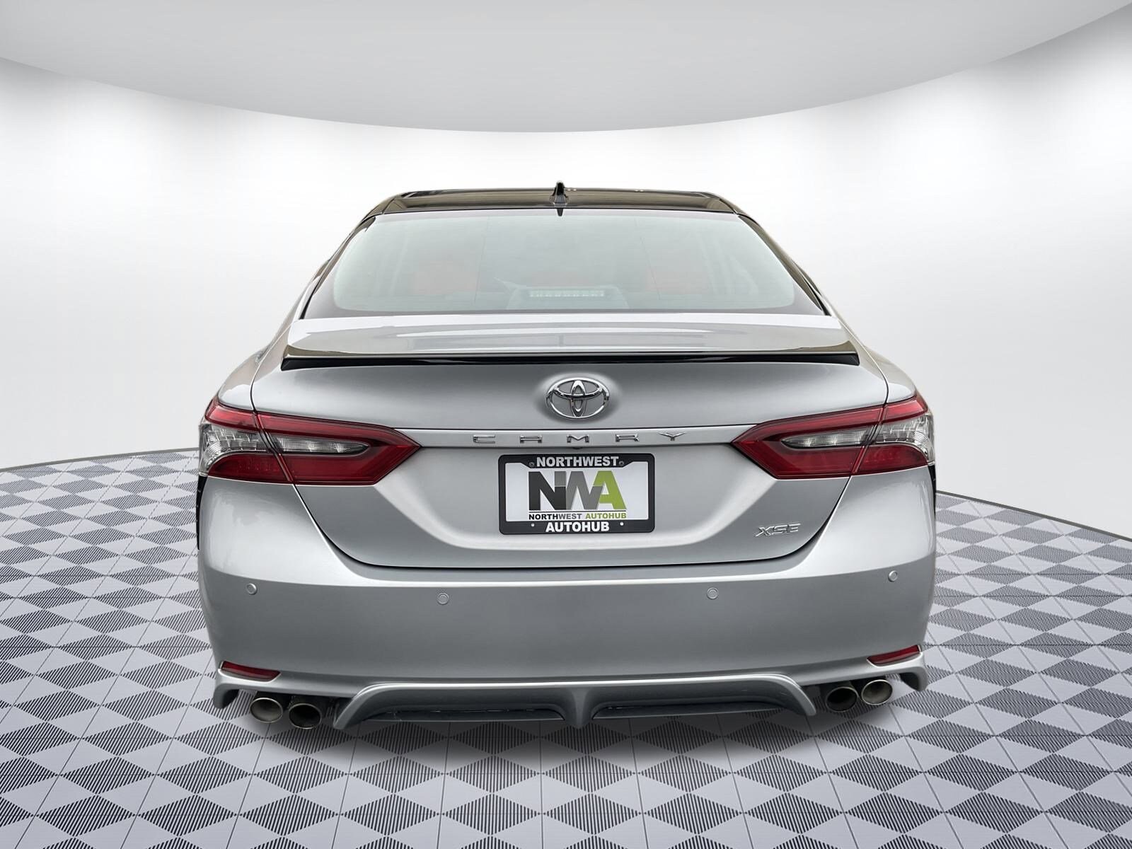 2023 Toyota Camry XSE V6 photo 3