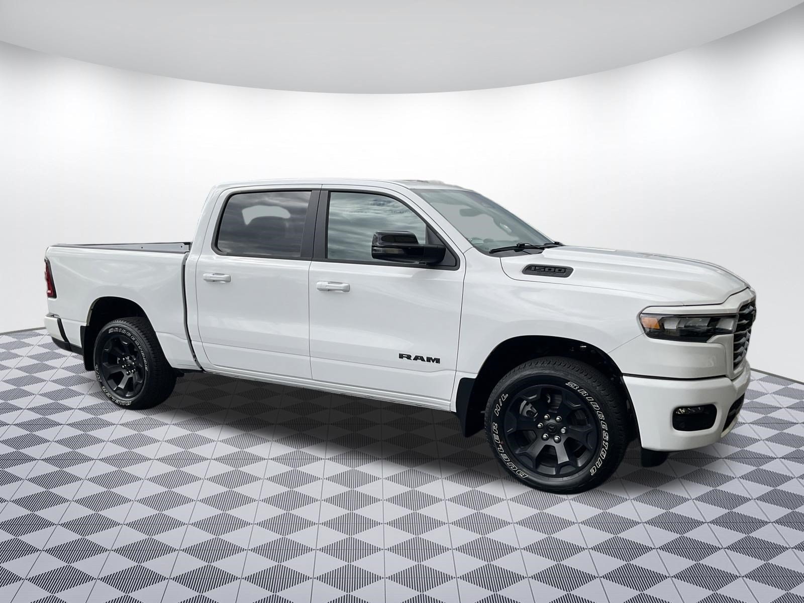 2025 RAM 1500 Sport Crew Cab 4x4 5'7" Box's photo