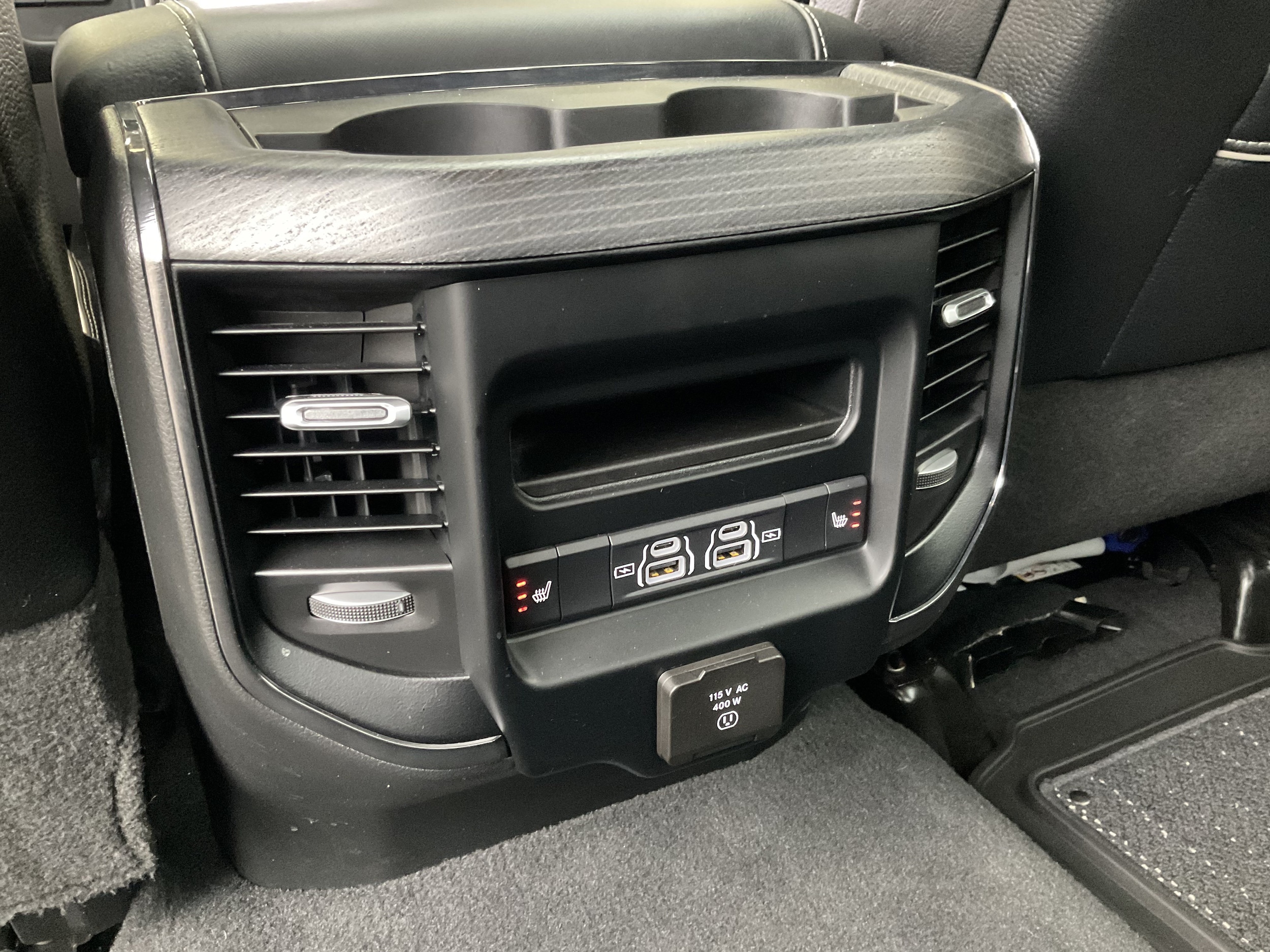 2024 RAM Ram 2500 Pickup Laramie Limited - Photo 41