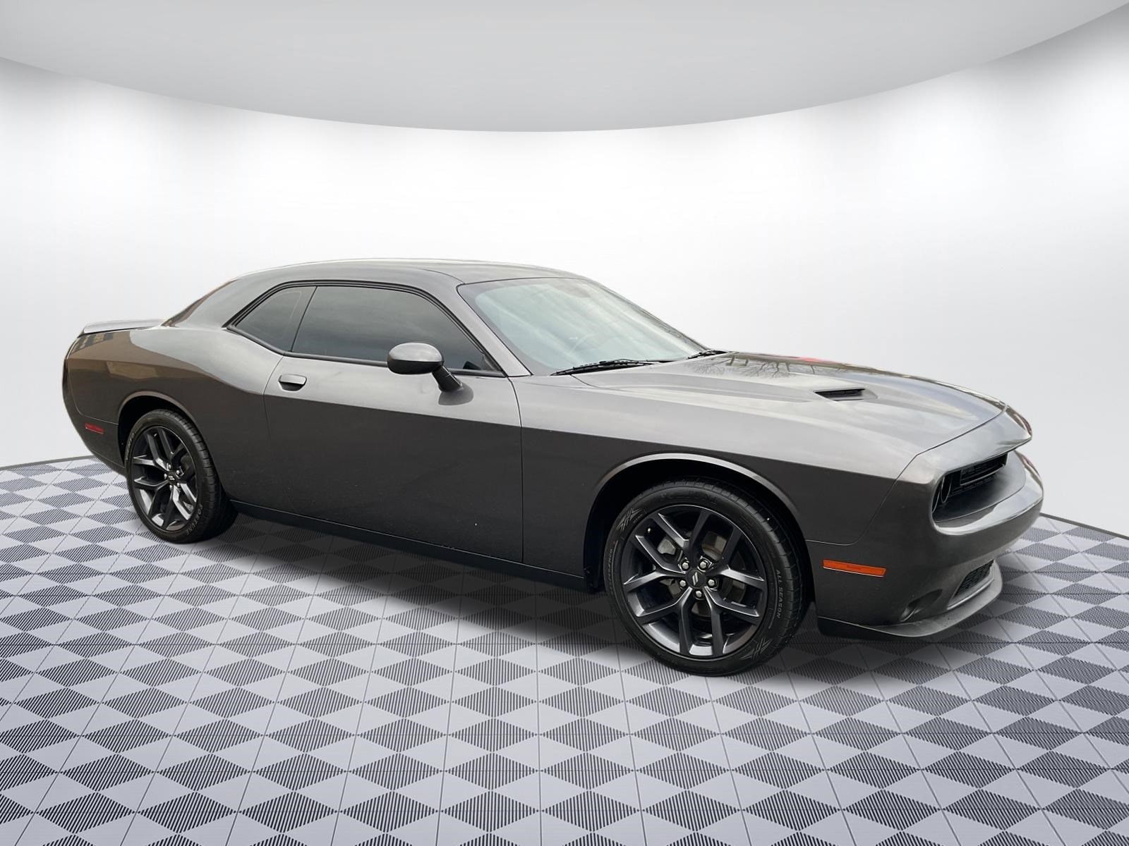 2021 Dodge Challenger SXT