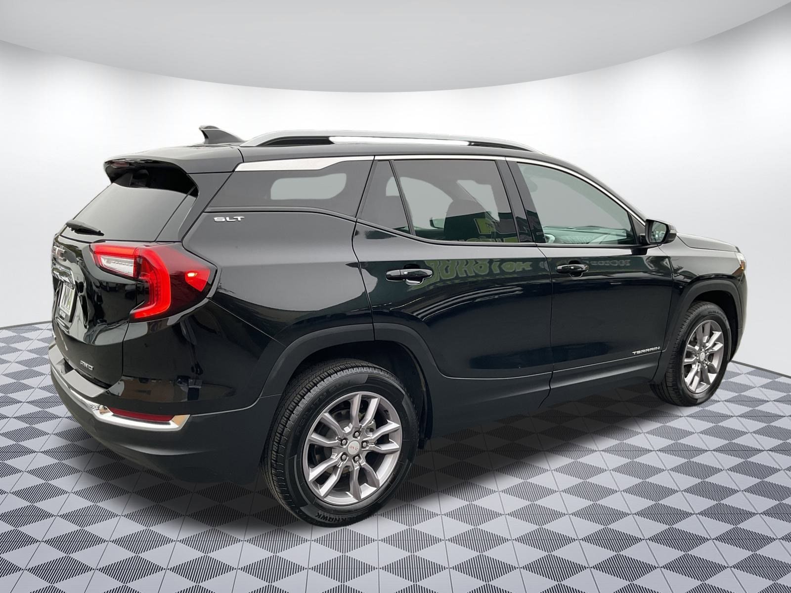 2023 Gmc Terrain SLT photo 2
