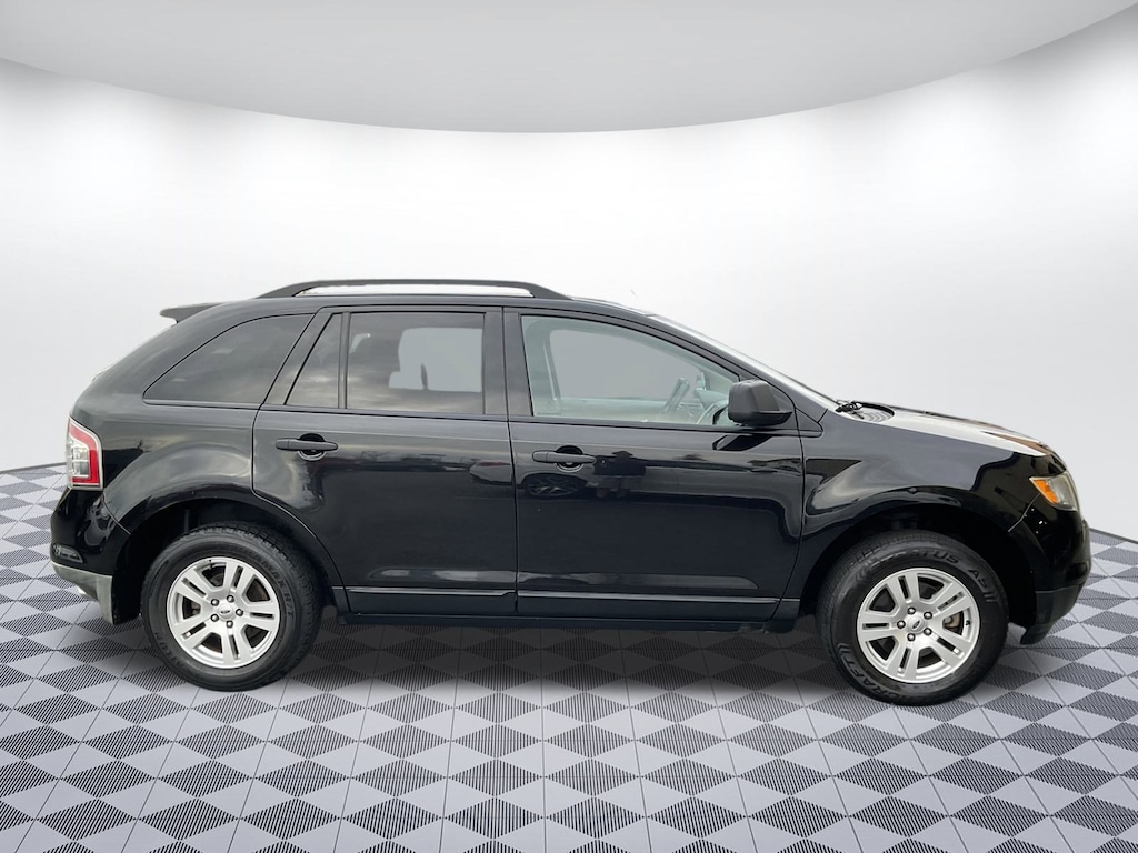 Used 2010 Ford Edge SE SUV