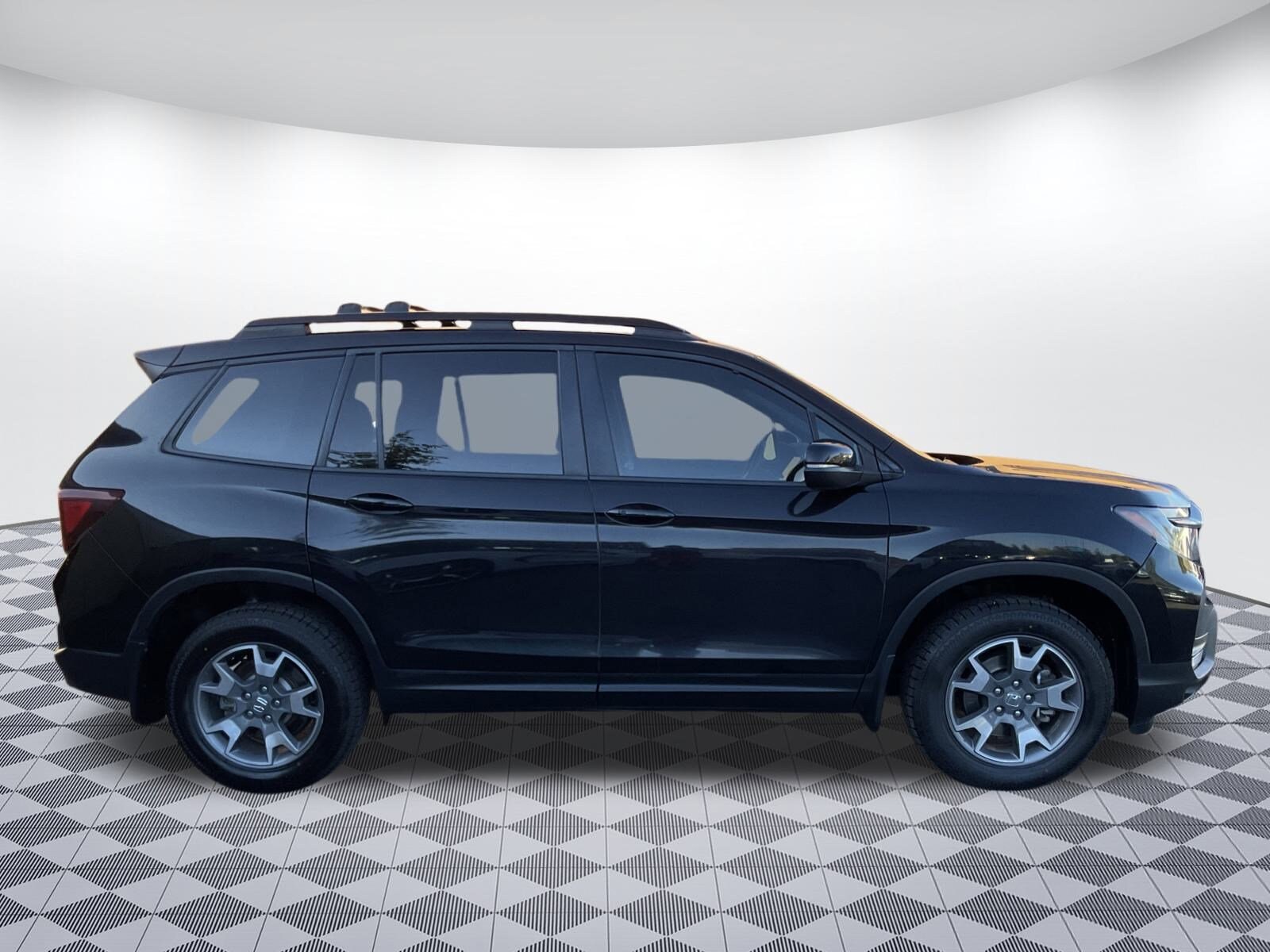 2022 Honda Passport TrailSport photo 2