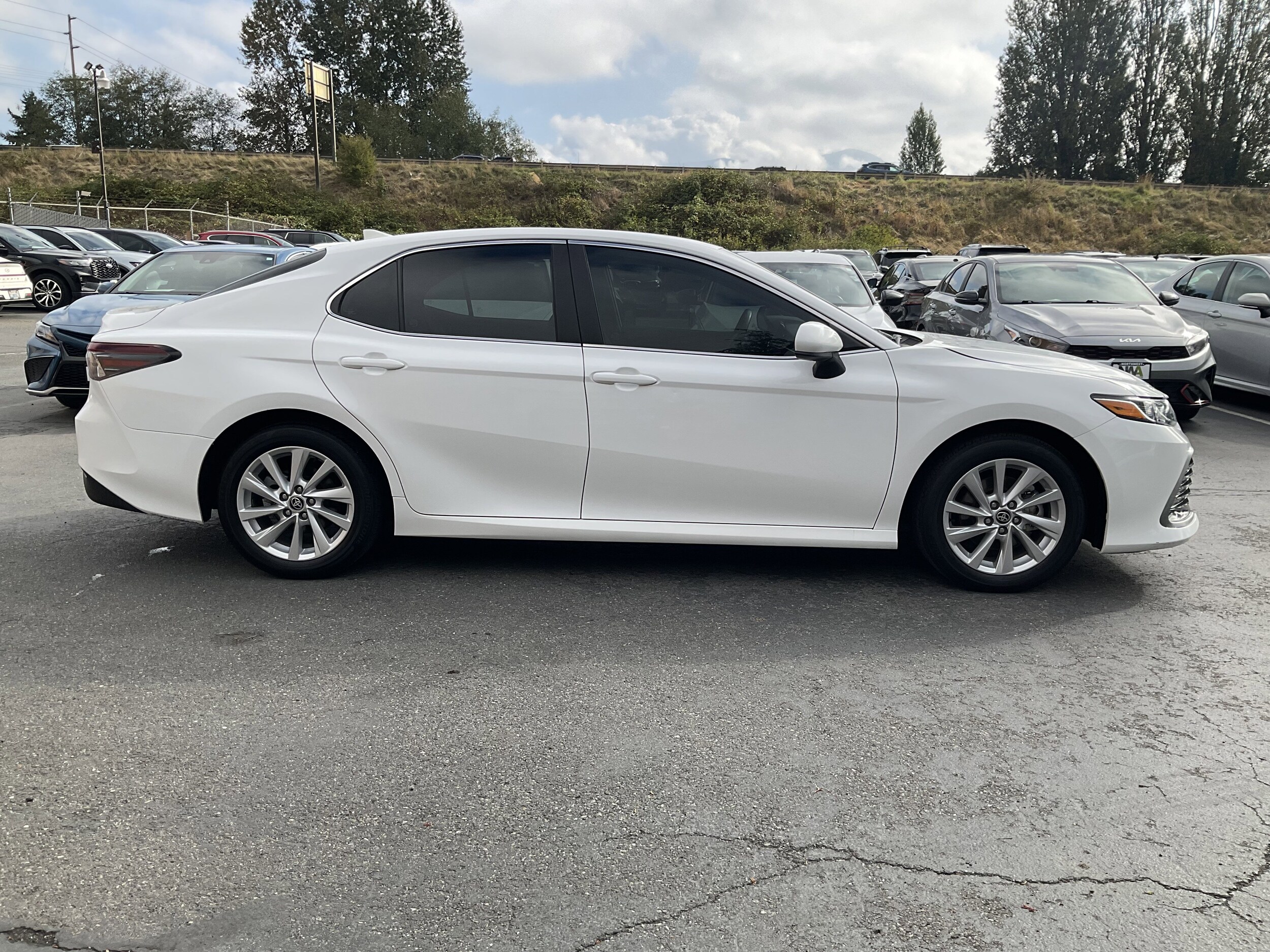 2024 Toyota Camry LE photo 2