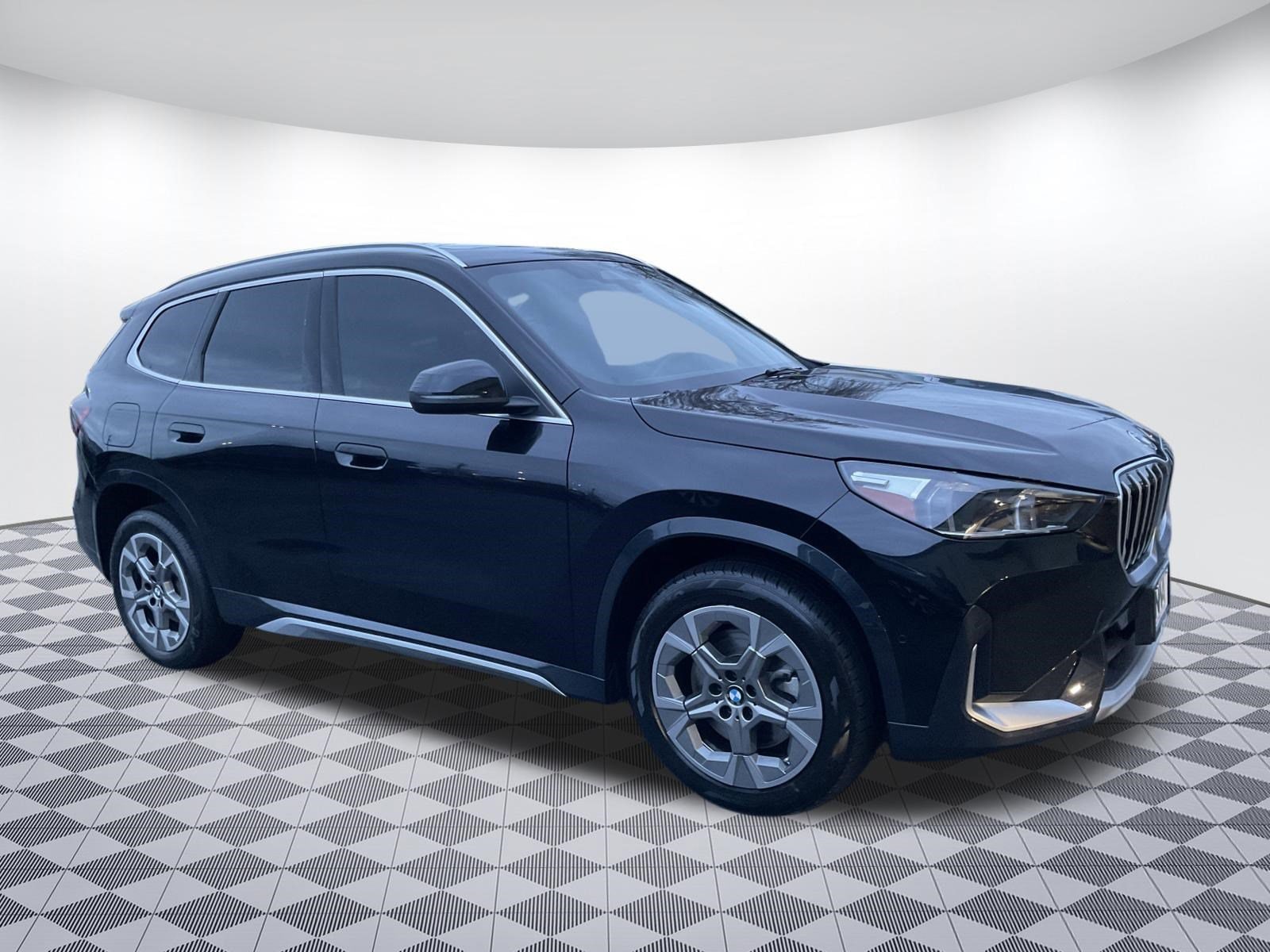 2025 BMW X1 xDrive28i's photo