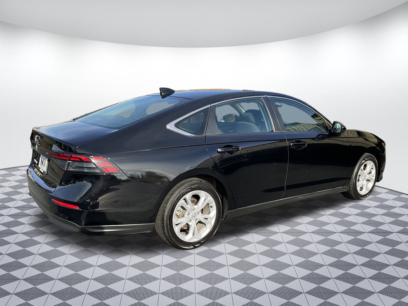 2024 Honda Accord LX photo 3