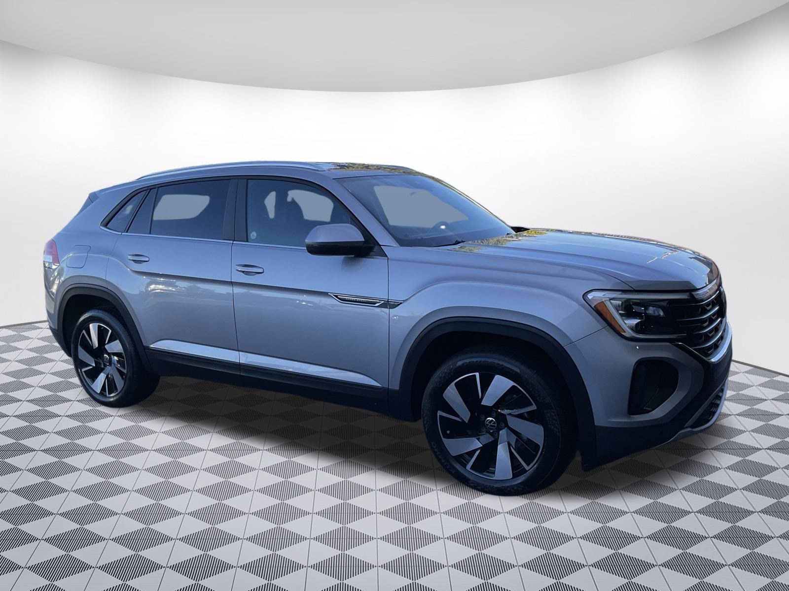 2024 Volkswagen Atlas Cross Sport SE w/Tech