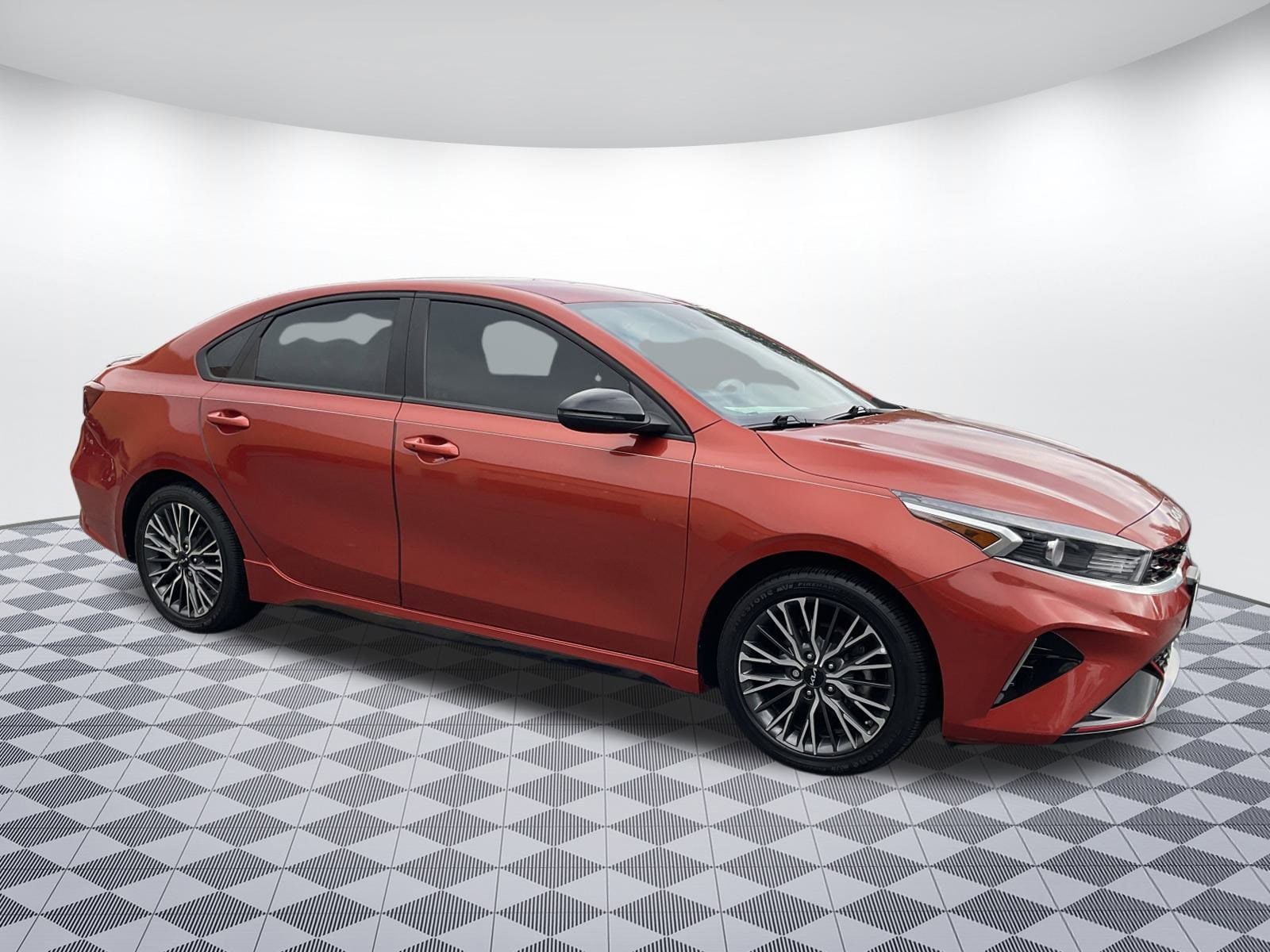 2023 Kia Forte GT-Line's photo