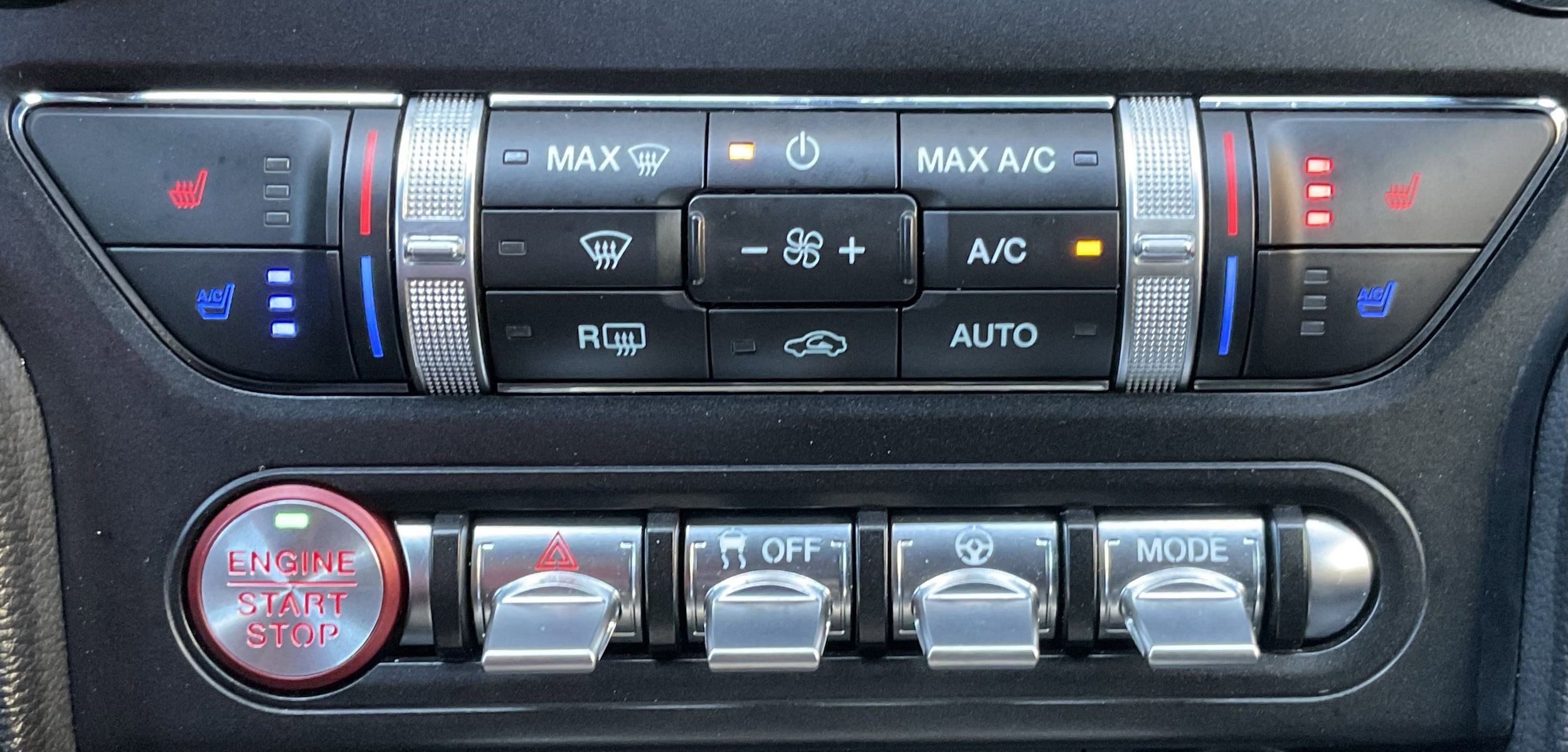2019 Ford Mustang GT Premium - Photo 16
