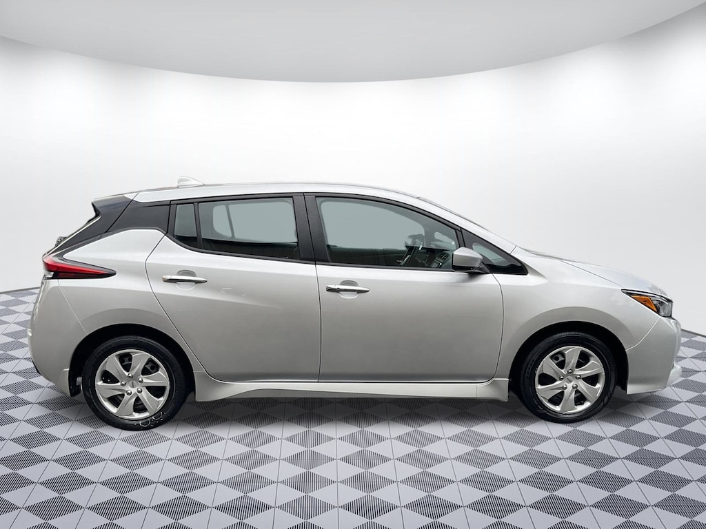 Certified 2022 Nissan LEAF S Hatchback