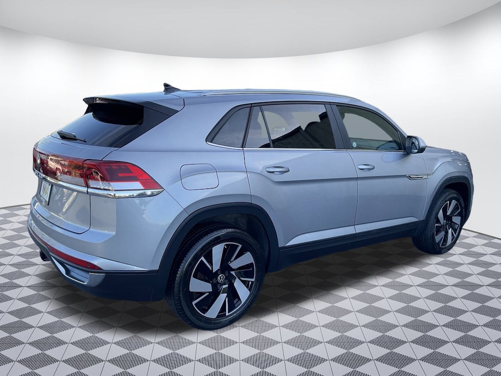 Certified 2024 Volkswagen Atlas Cross Sport 2.0T SE w/Technology SUV