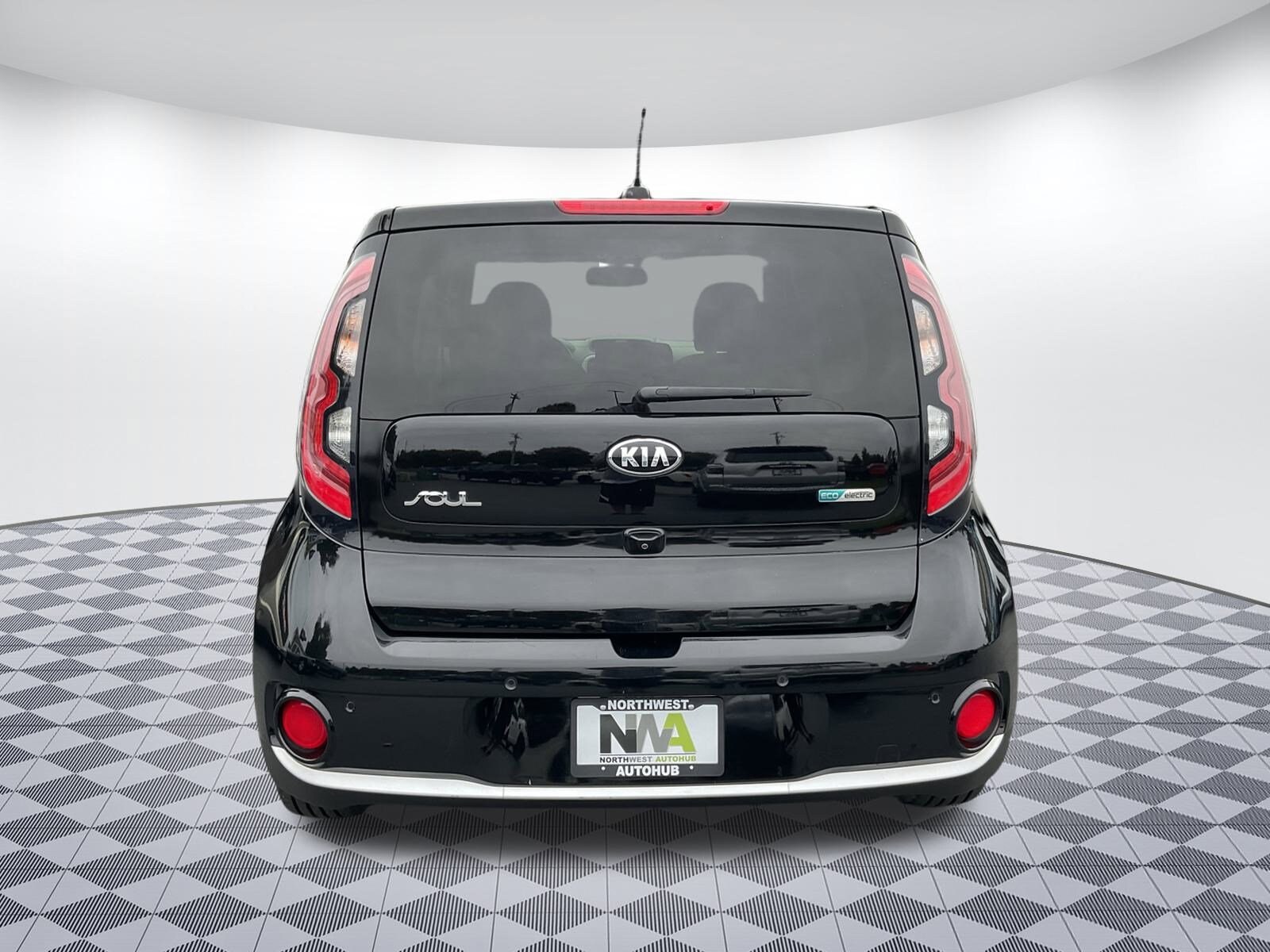 2018 Kia Soul EV photo 4