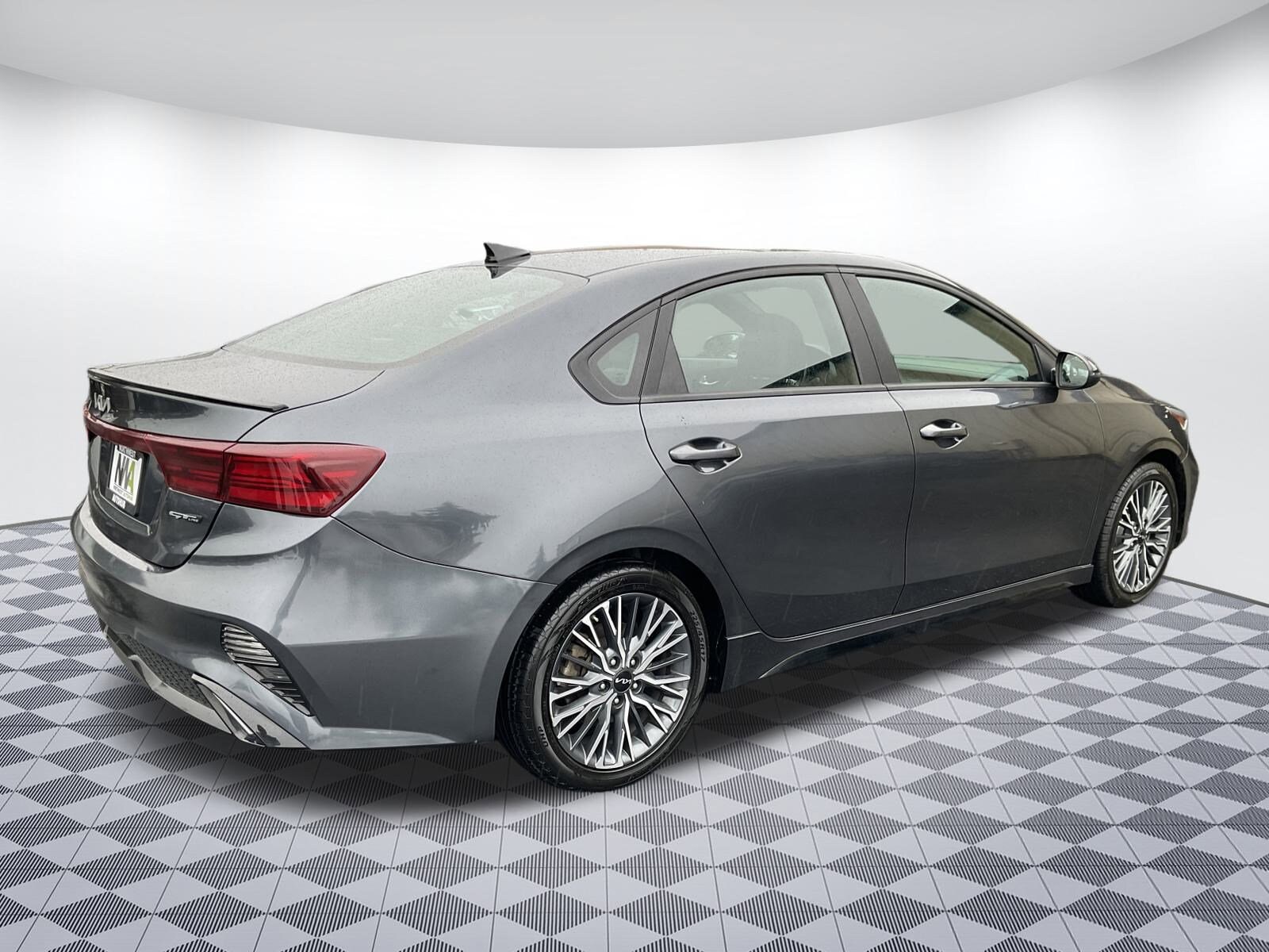 2023 Kia Forte GT-Line photo 3