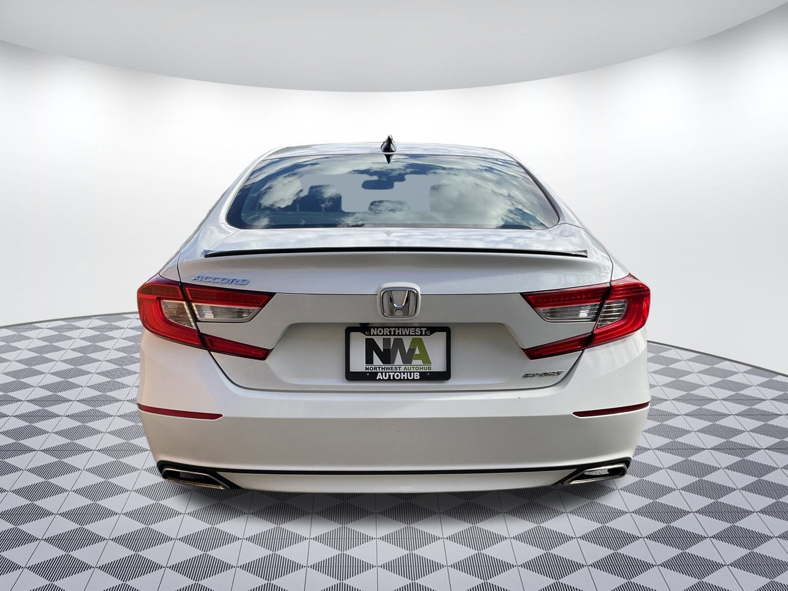 2022 Honda Accord Sport photo 4