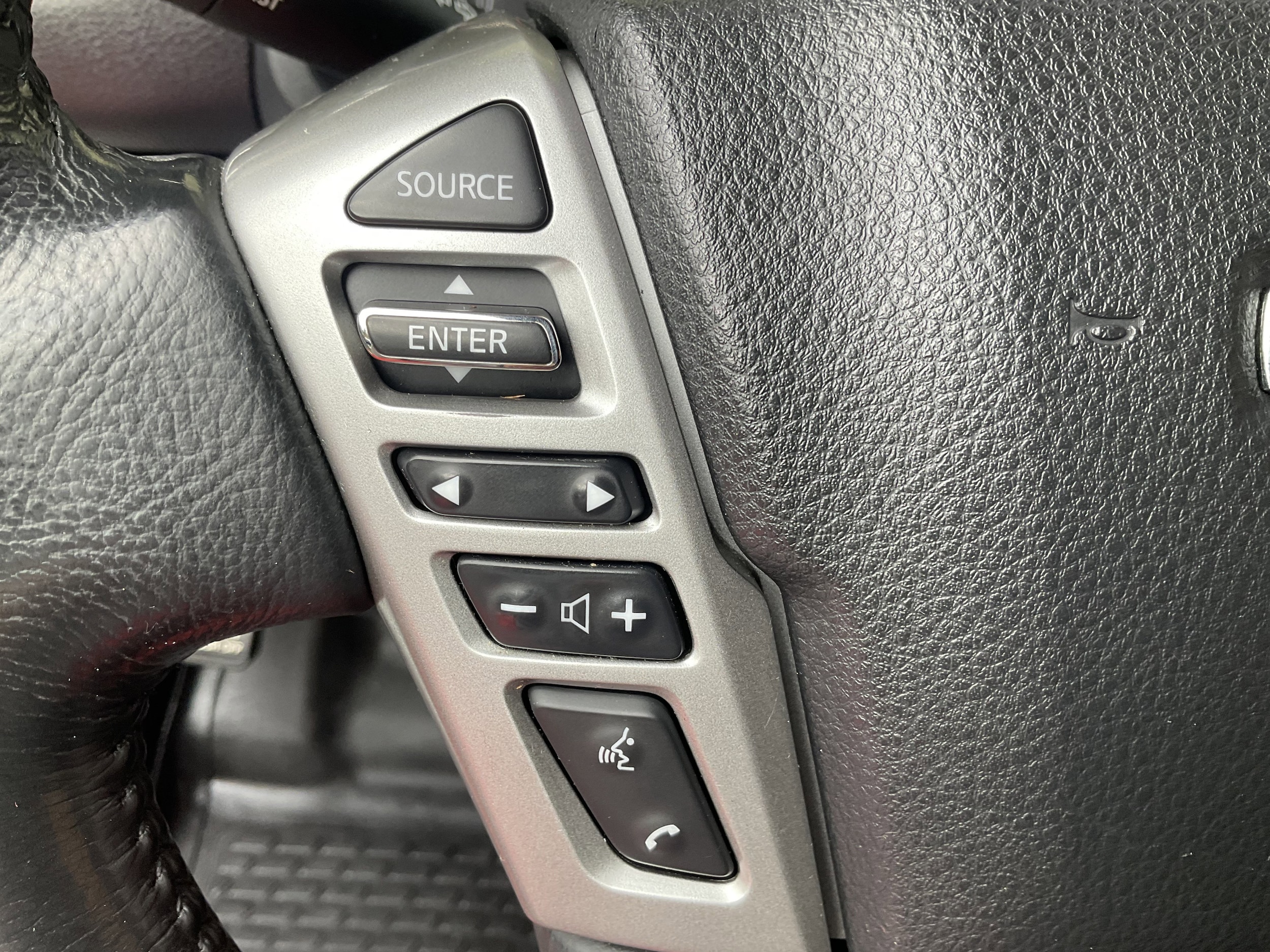 2019 Nissan Titan XD SL - Photo 33