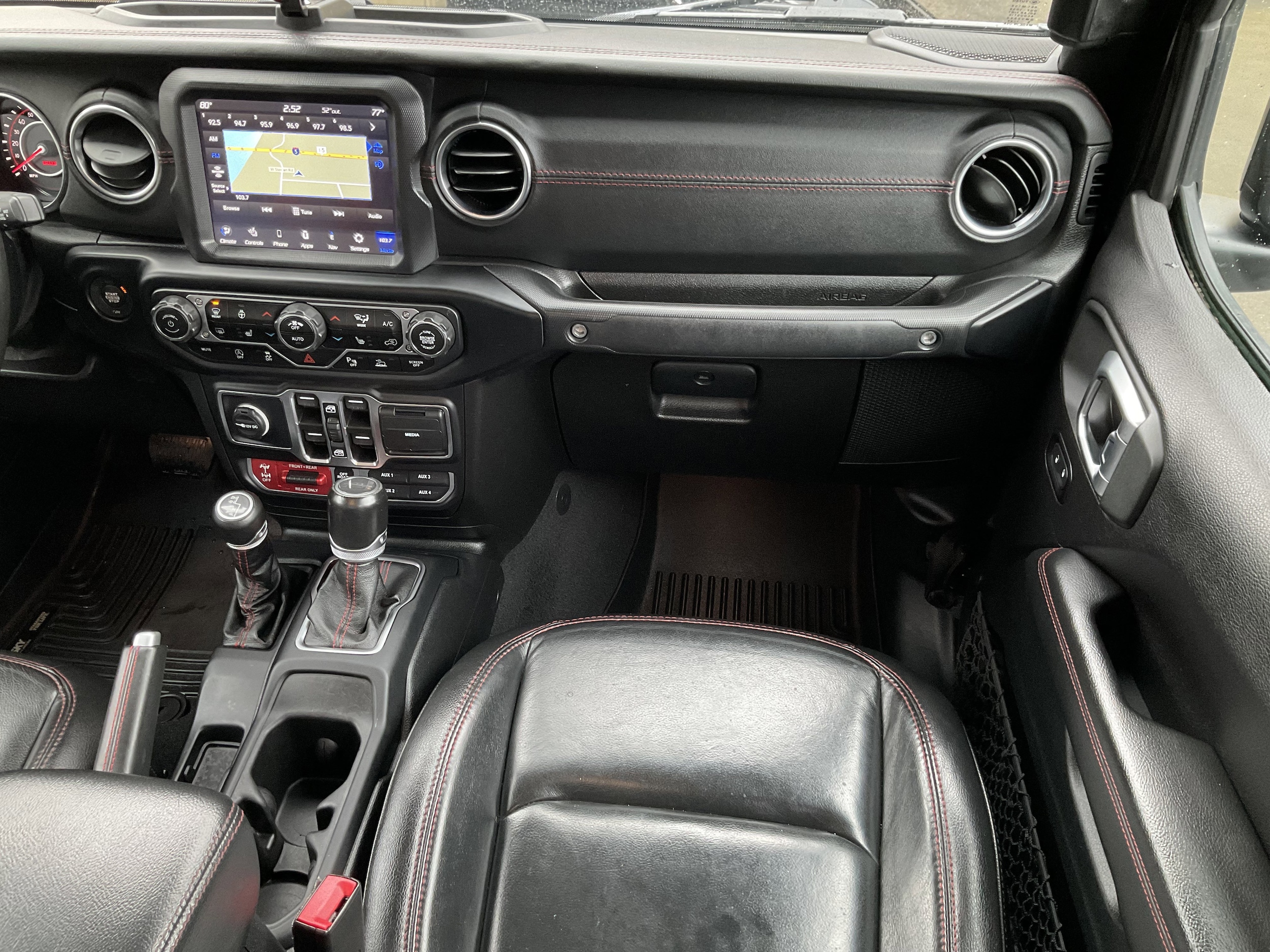 2020 Jeep Gladiator Launch Edition - Photo 28
