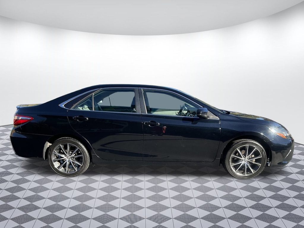 Used 2016 Toyota Camry XSE Sedan