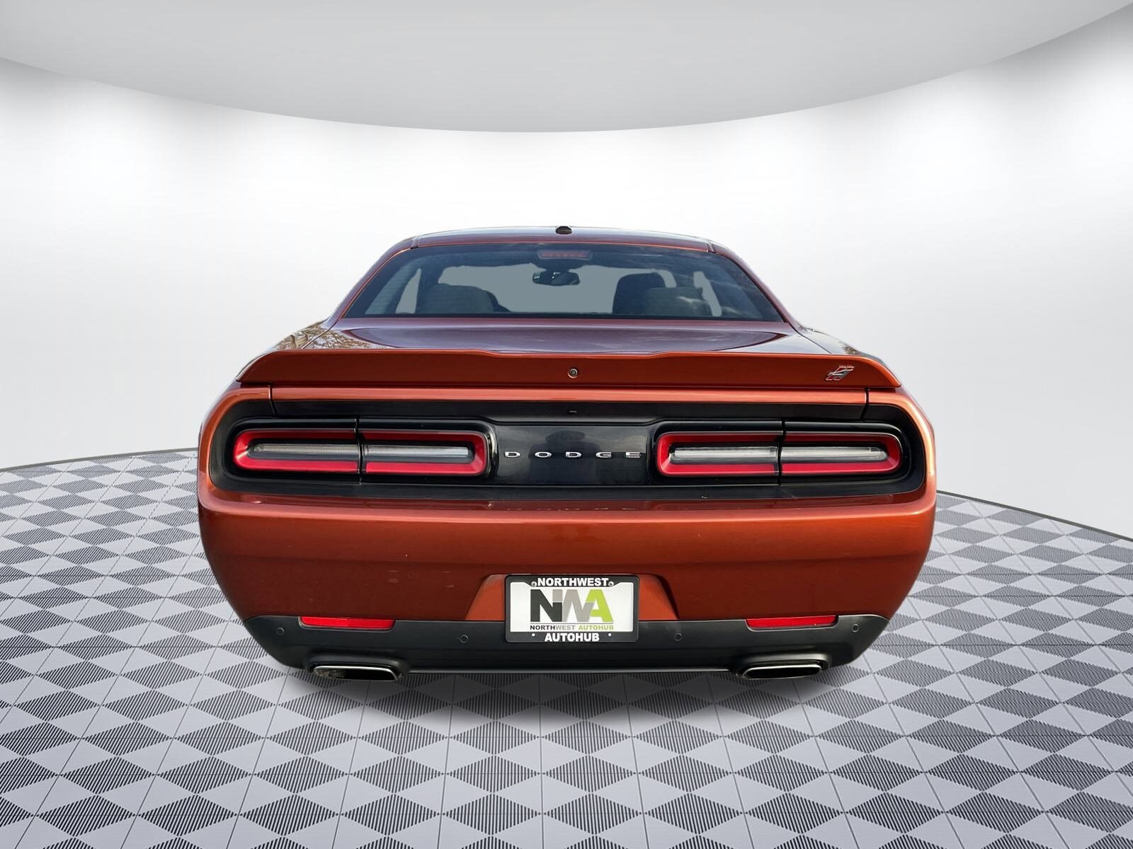 2022 Dodge Challenger GT photo 4