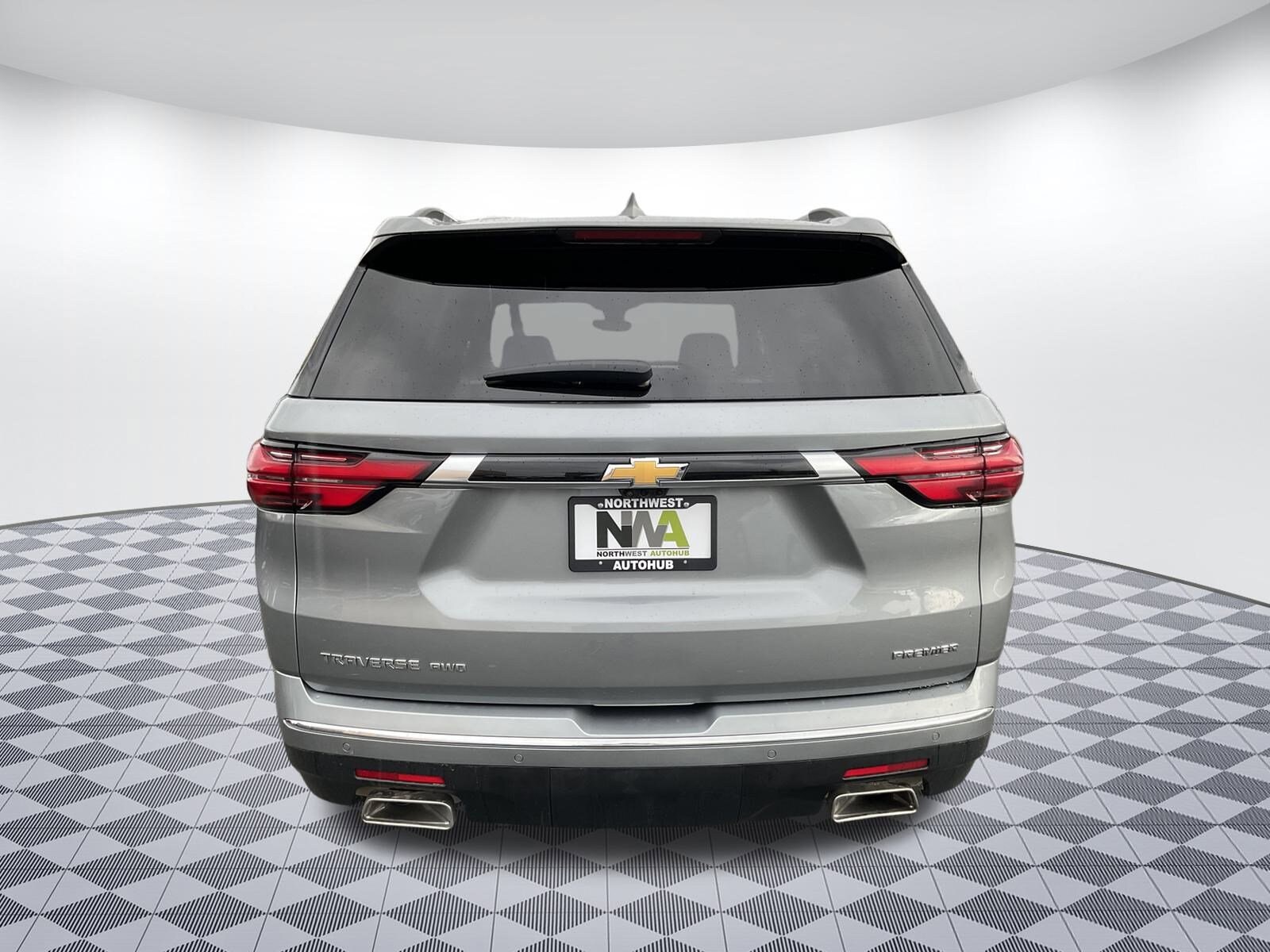 2023 Chevrolet Traverse Premier photo 4