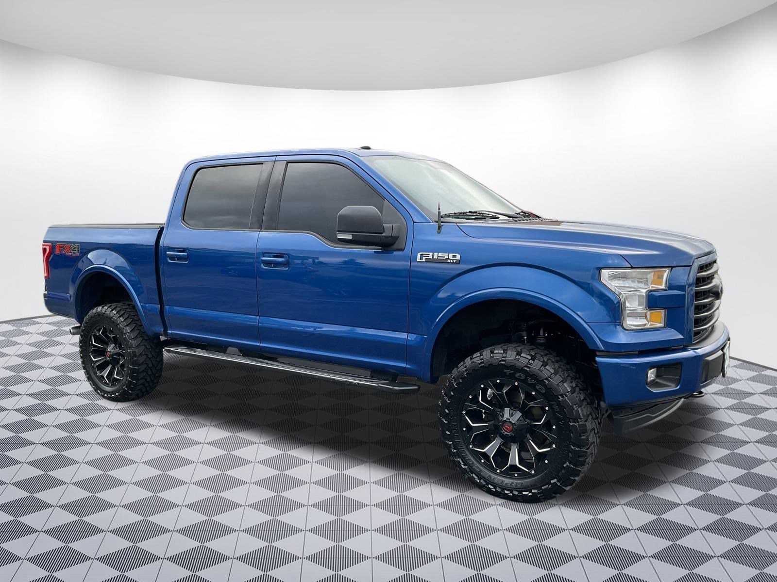 2017 Ford F-150 XLT's photo