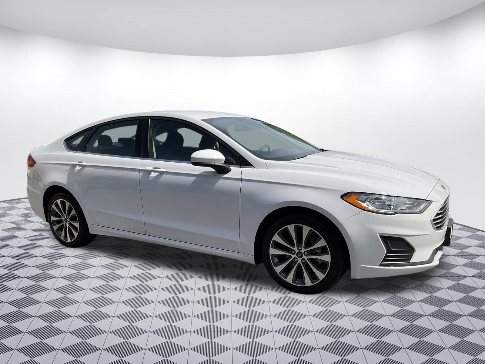 2020 Ford Fusion SE AWD's photo