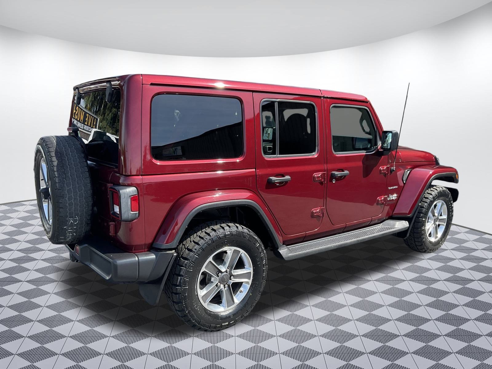 2021 Jeep Wrangler Unlimited Sahara photo 3