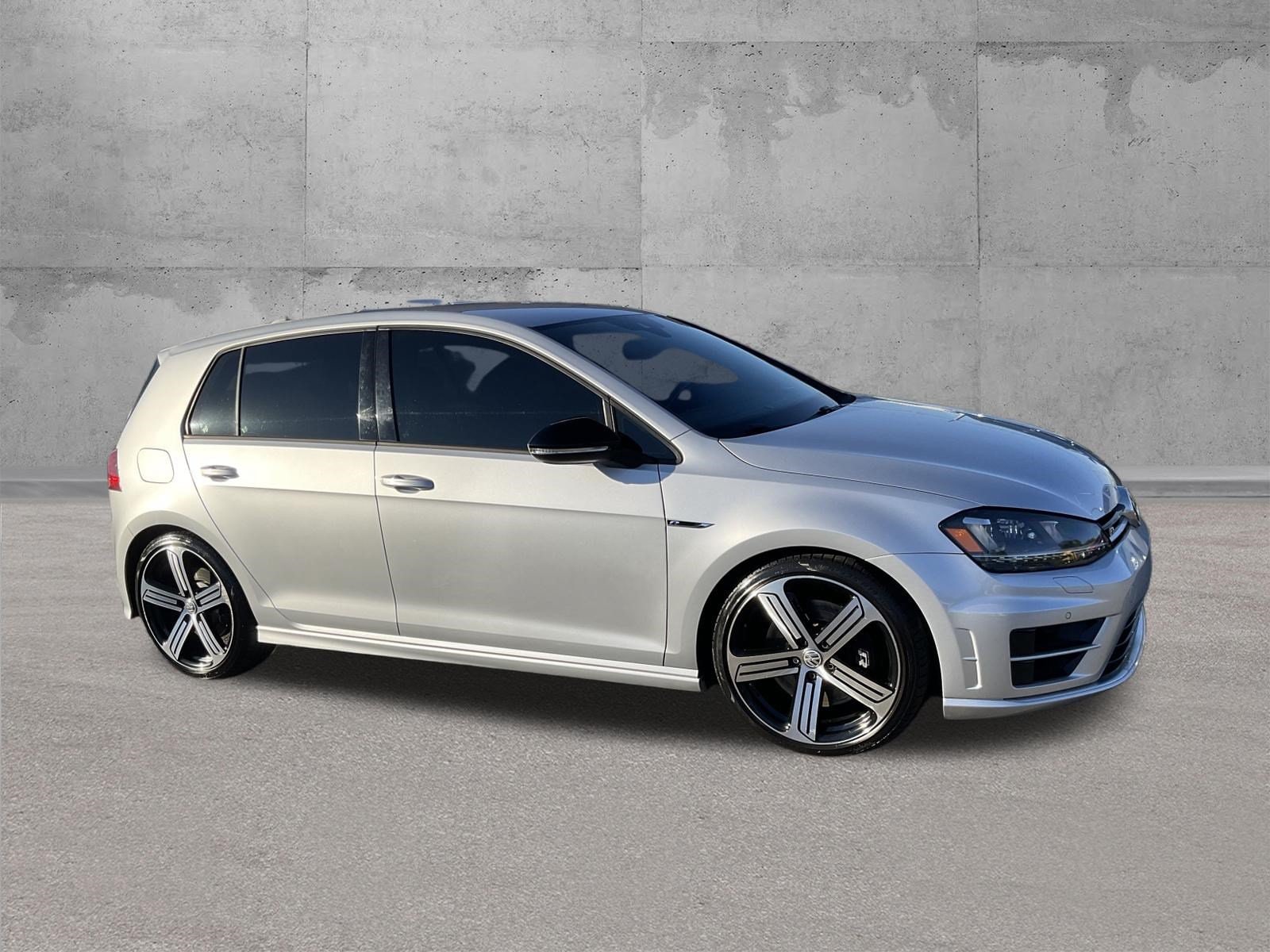 2017 Volkswagen Golf R