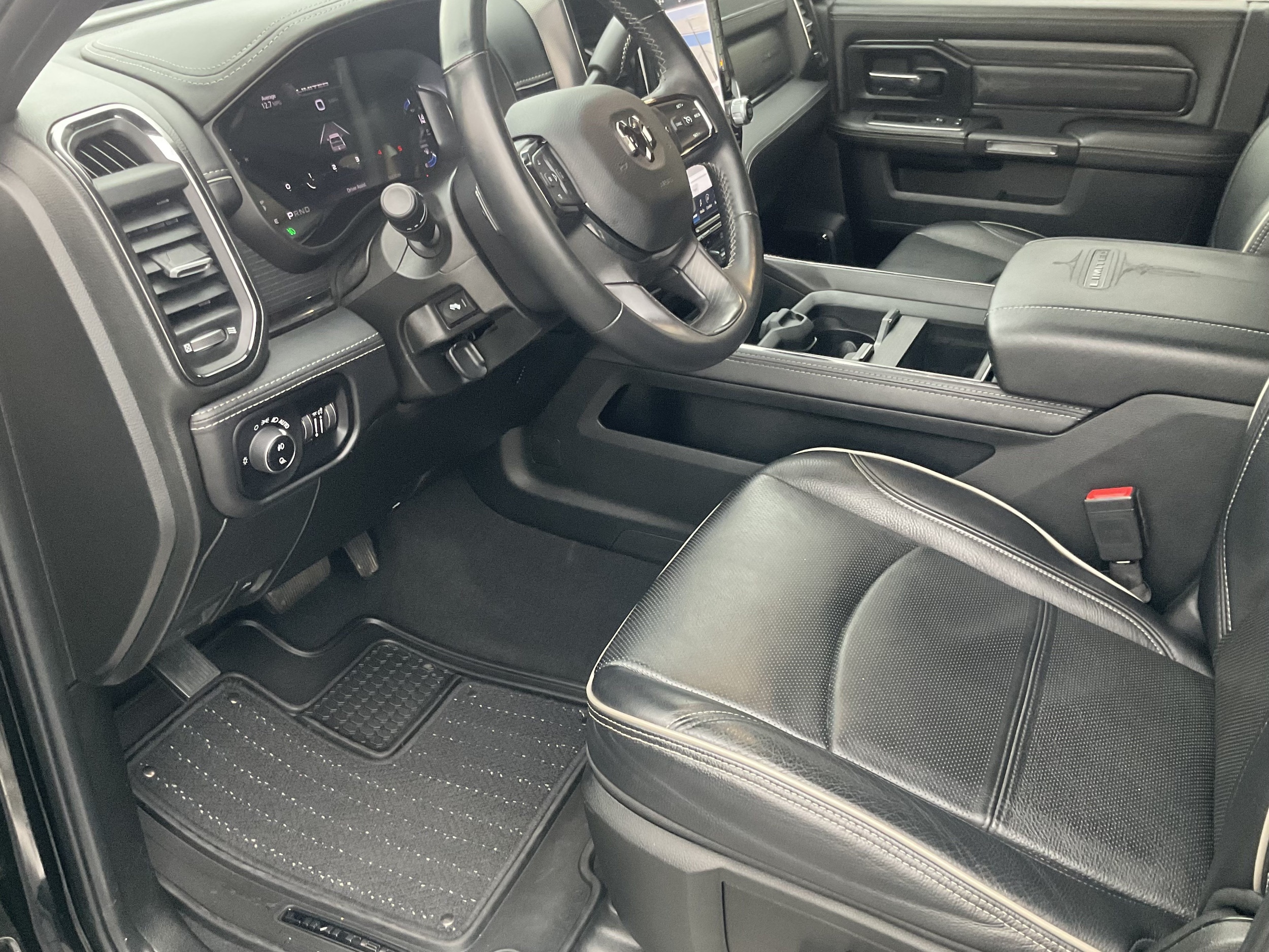 2024 RAM Ram 2500 Pickup Laramie Limited - Photo 24