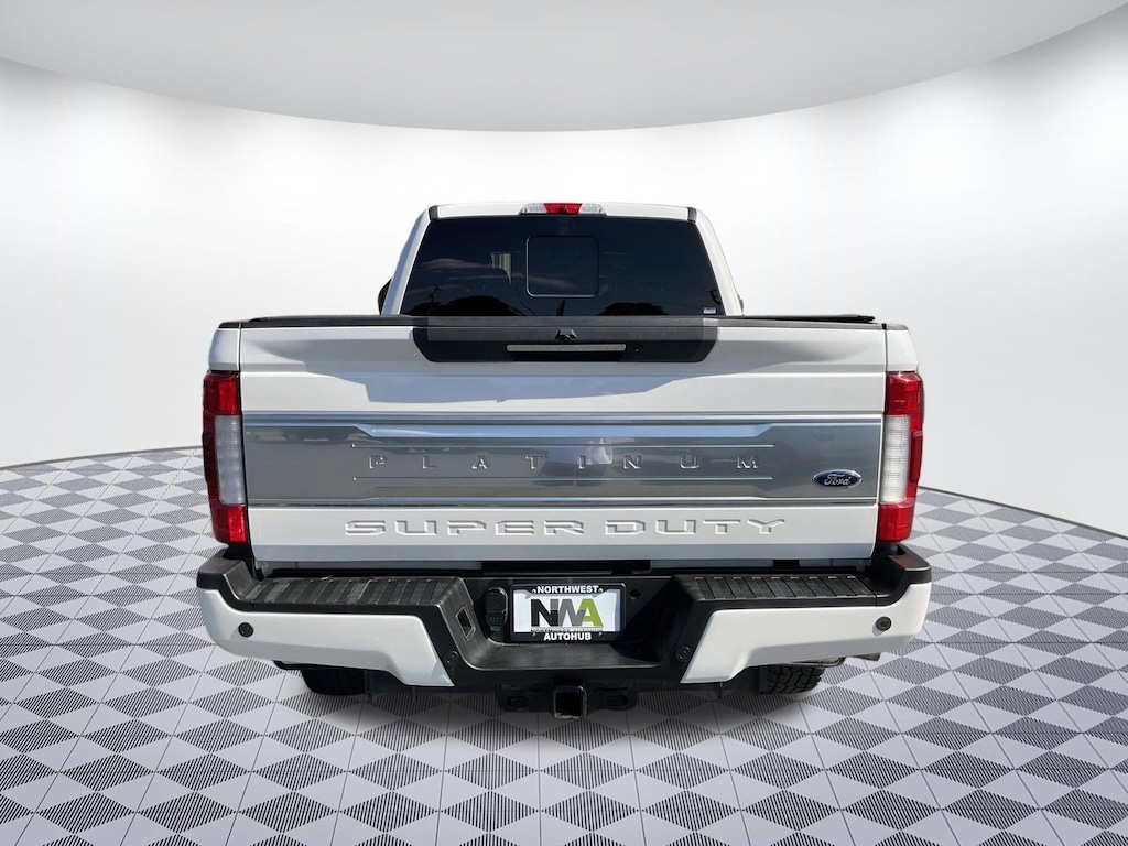 Used 2017 Ford F-350 Platinum Truck Crew Cab