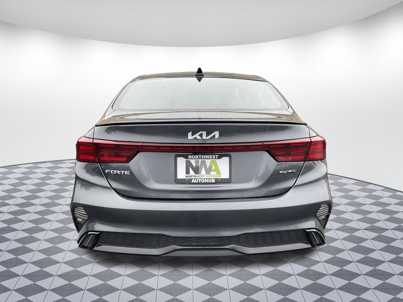 2023 Kia Forte GT-Line photo 4