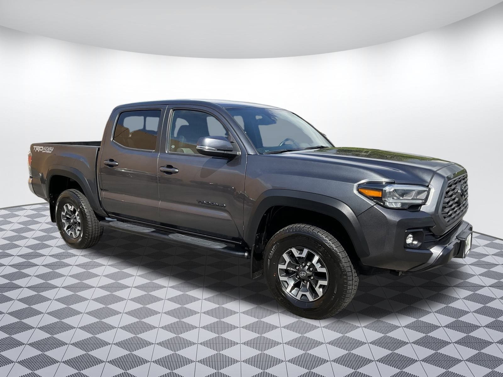 2023 Toyota Tacoma TRD Off Road's photo