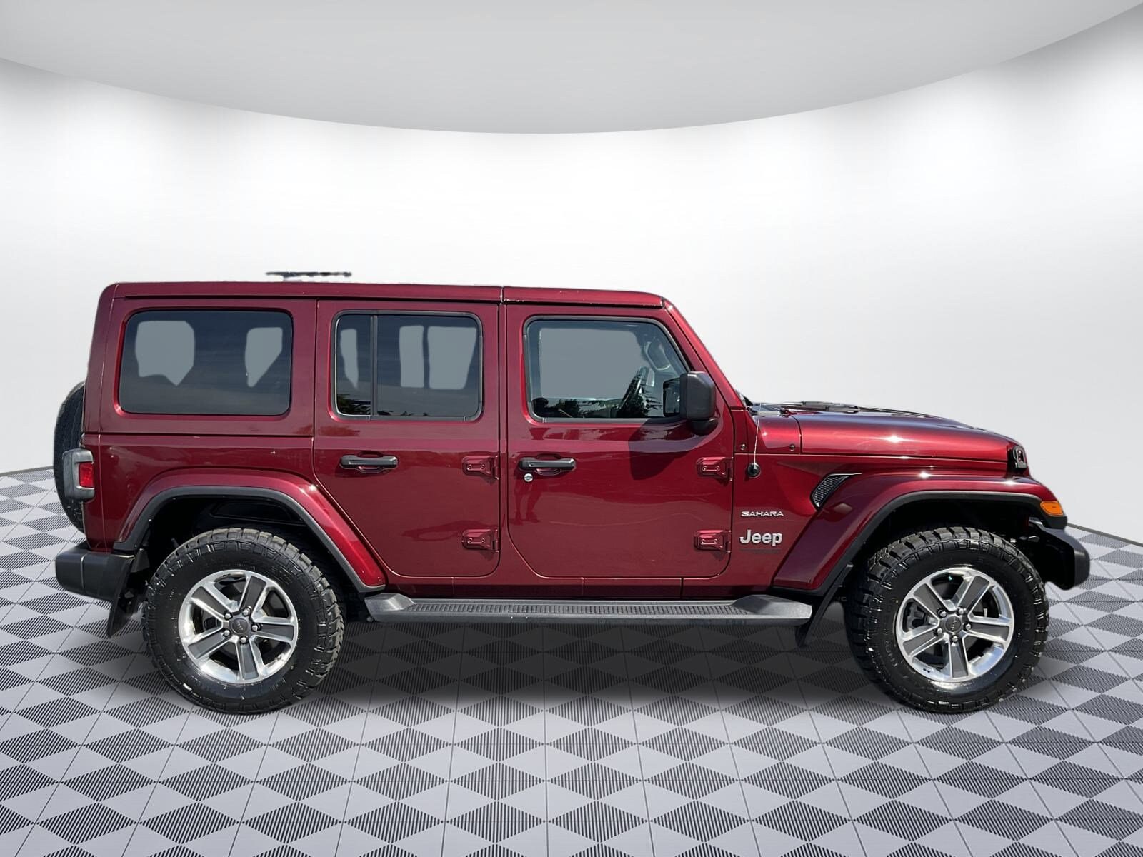 2021 Jeep Wrangler Unlimited Sahara photo 2