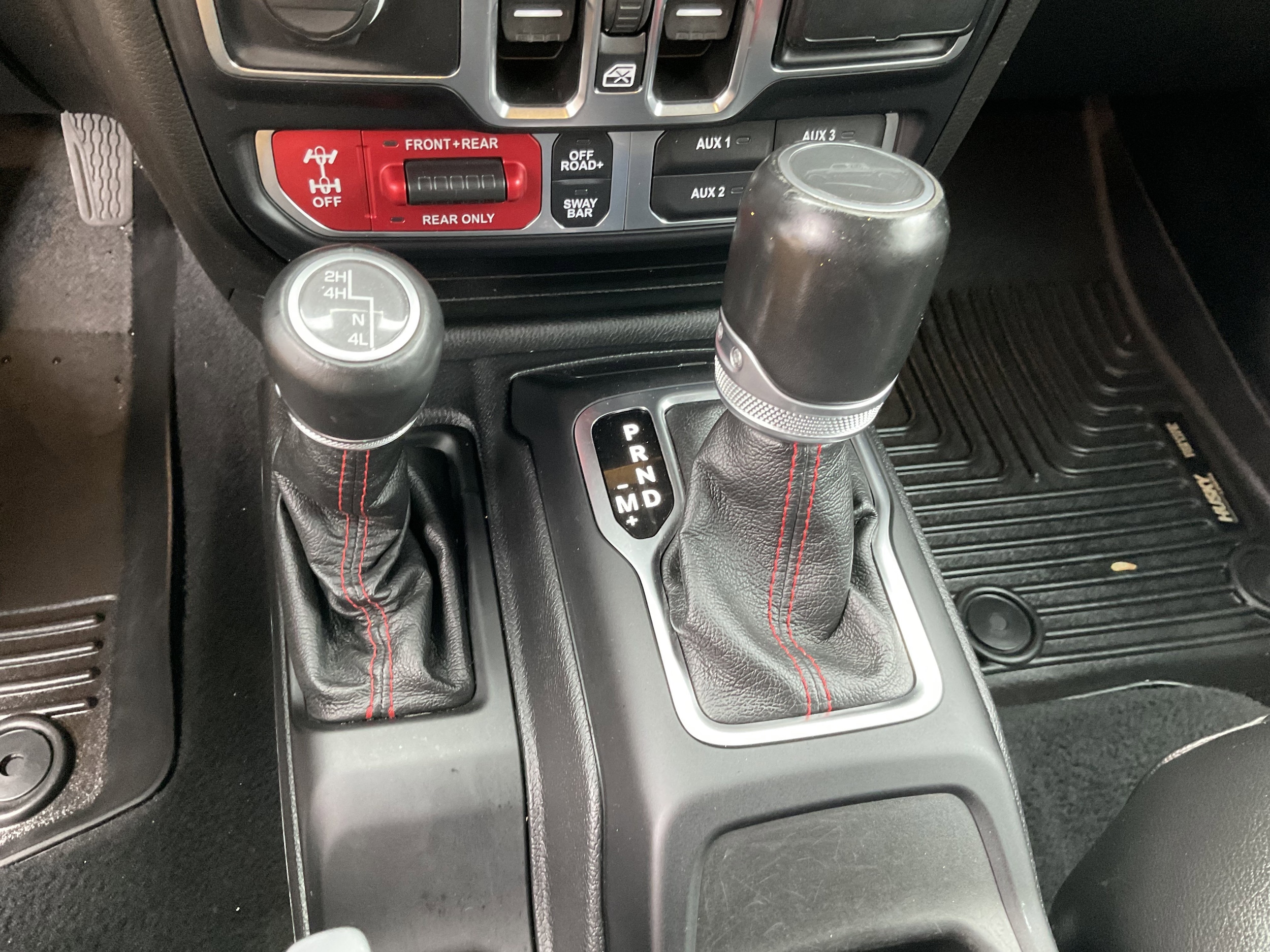 2020 Jeep Gladiator Launch Edition - Photo 22