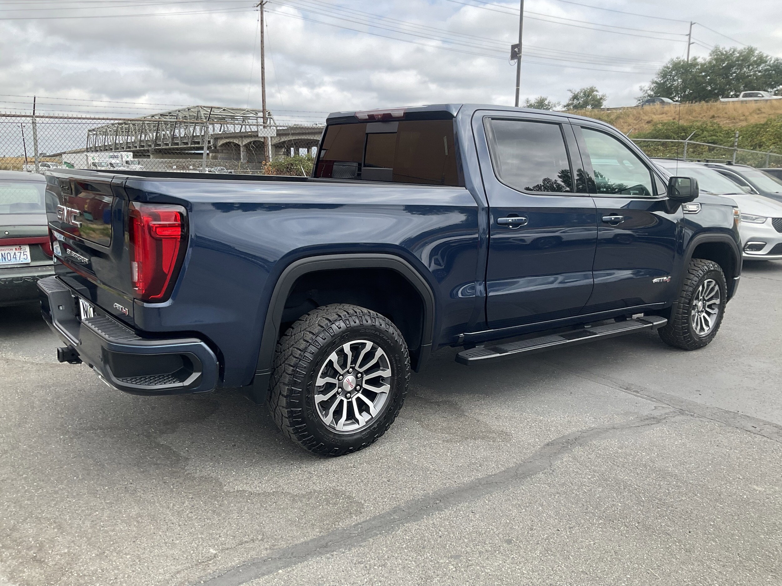 2020 Gmc Sierra 1500 AT4 photo 3