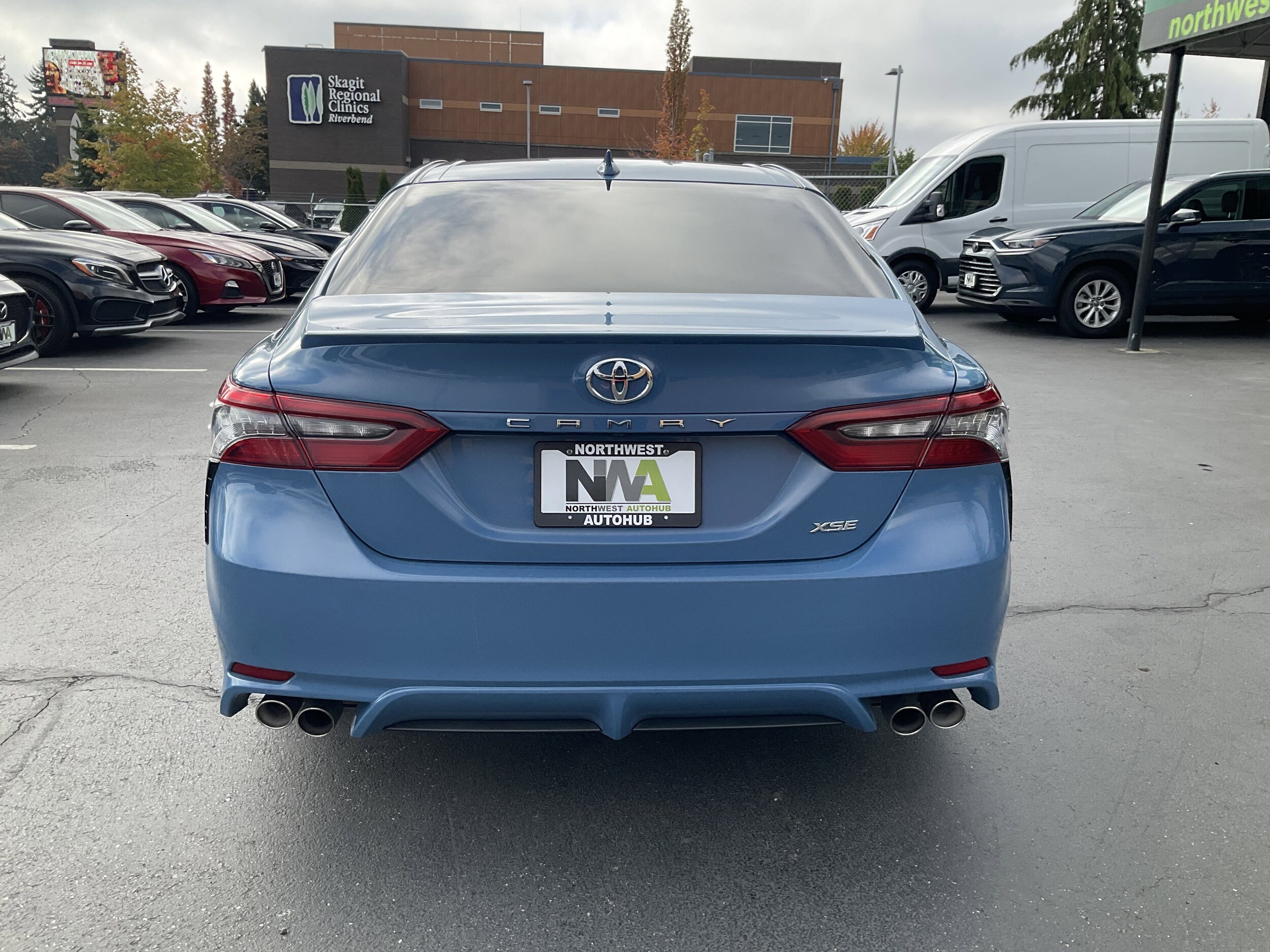2023 Toyota Camry XSE photo 4
