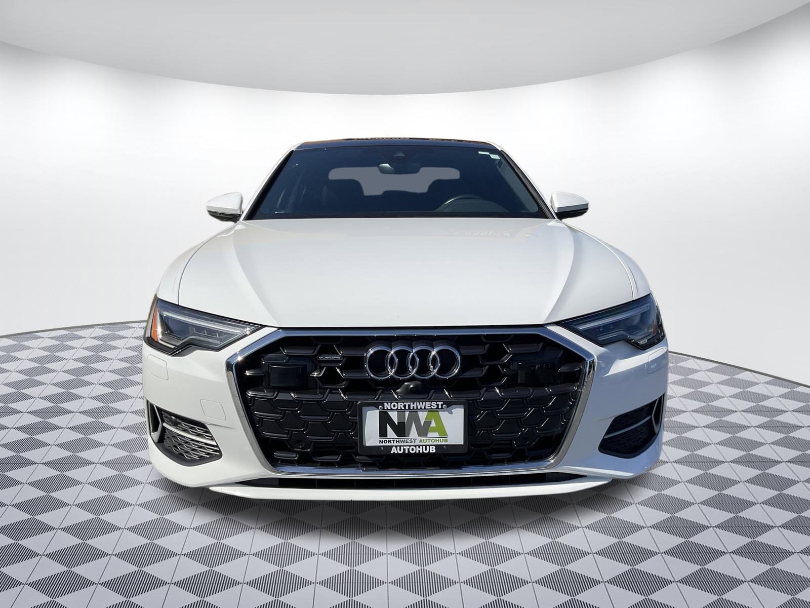 2024 Audi A6 Quattro Premium Plus photo 4