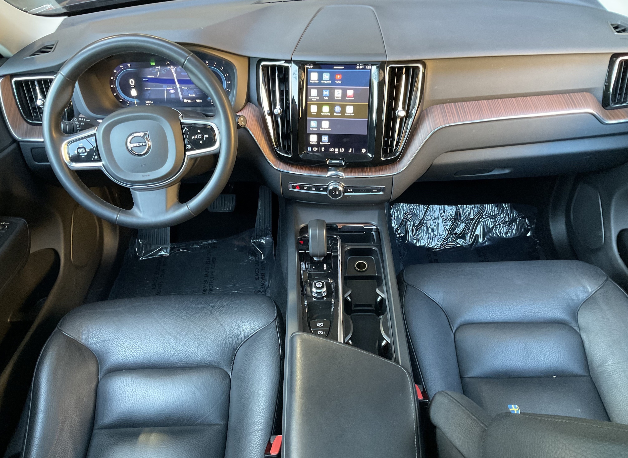 2023 Volvo XC60 Plus - Photo 25